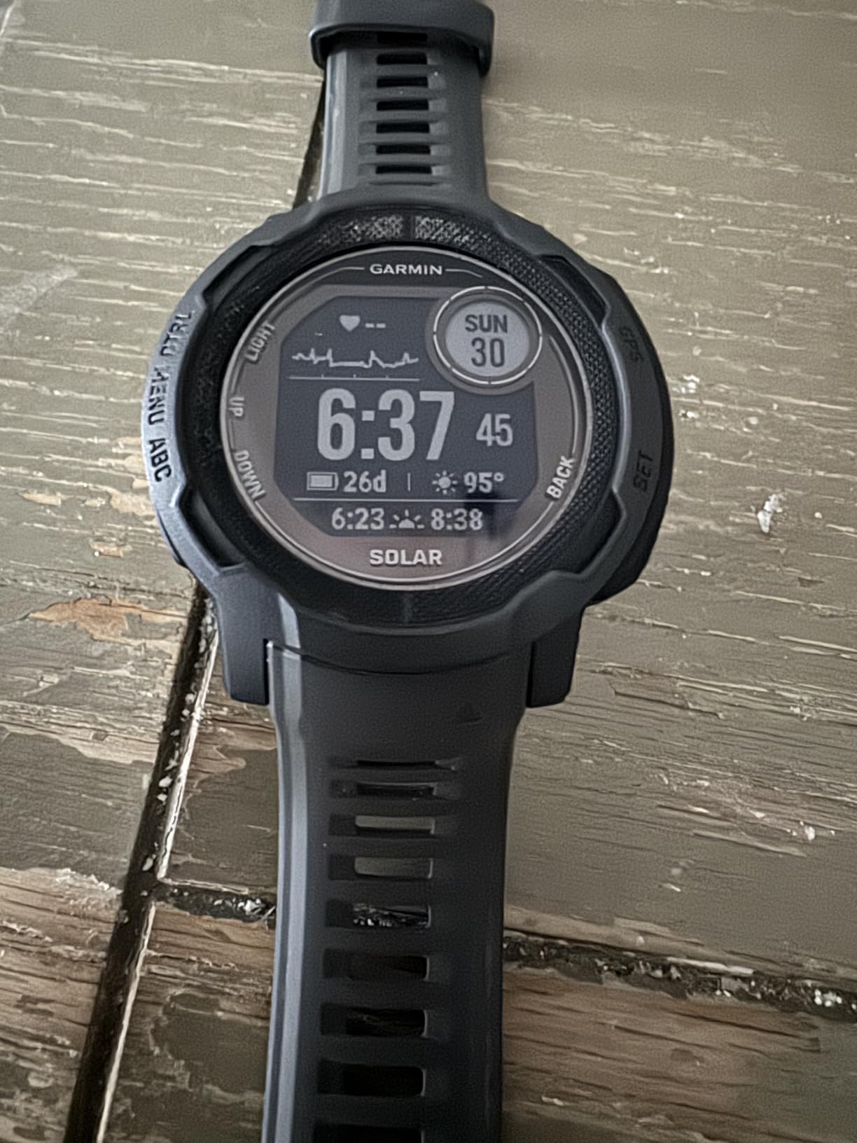 Garmin Instinct 2 Solar, Smaller-Sized Rugged Outdoor Watch with GPS, with Solar Charging Capabilities, Built for All Elements, Multi-GNSS Support, Tracback Routing and More, Graphite customer photo 2