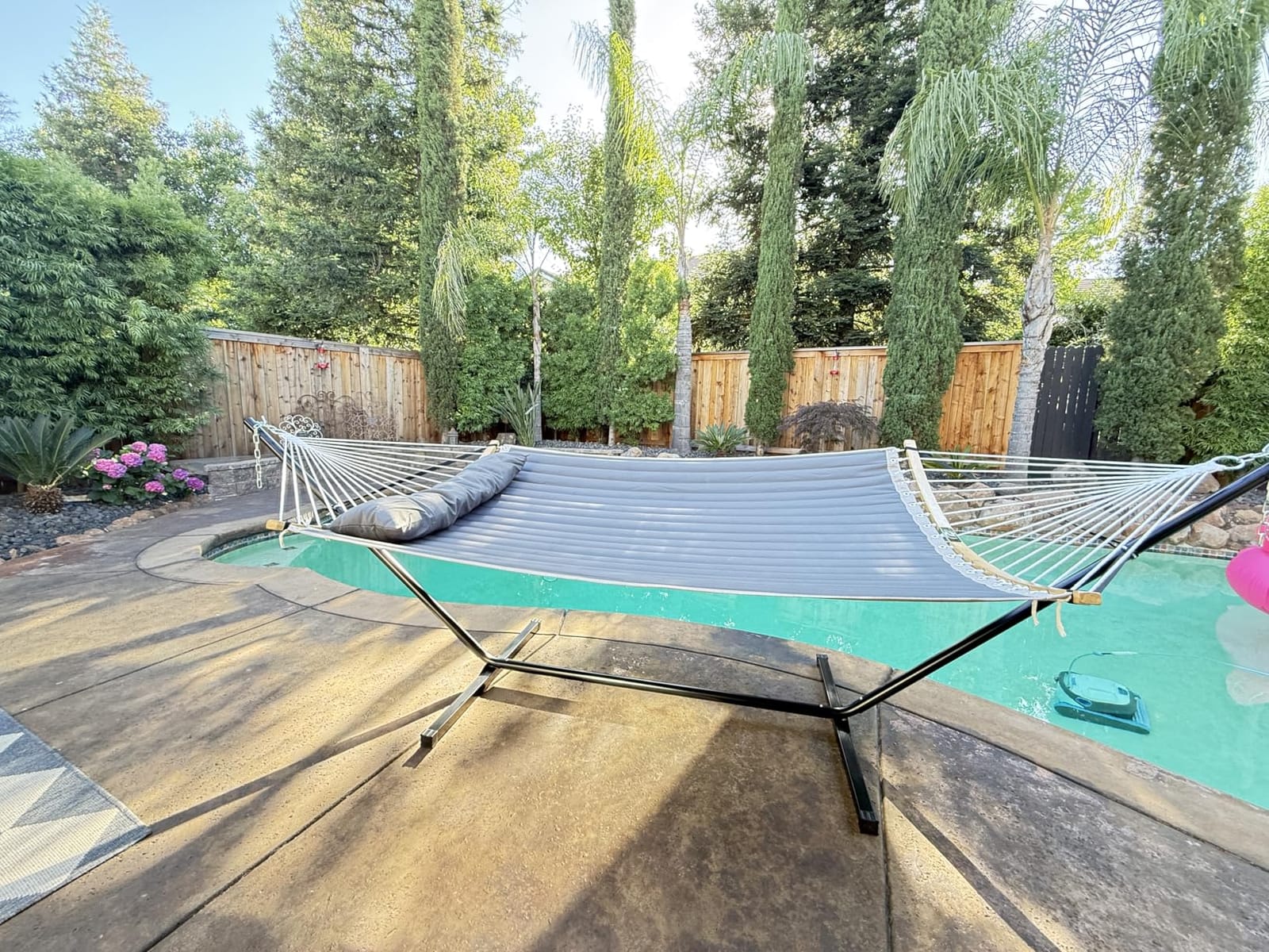 SUNCREAT Double Portable Hammock with Stand, 2 Person Hammock with Curved Spreader Bar, Balance Ropes Included, Dark Gray customer photo 2