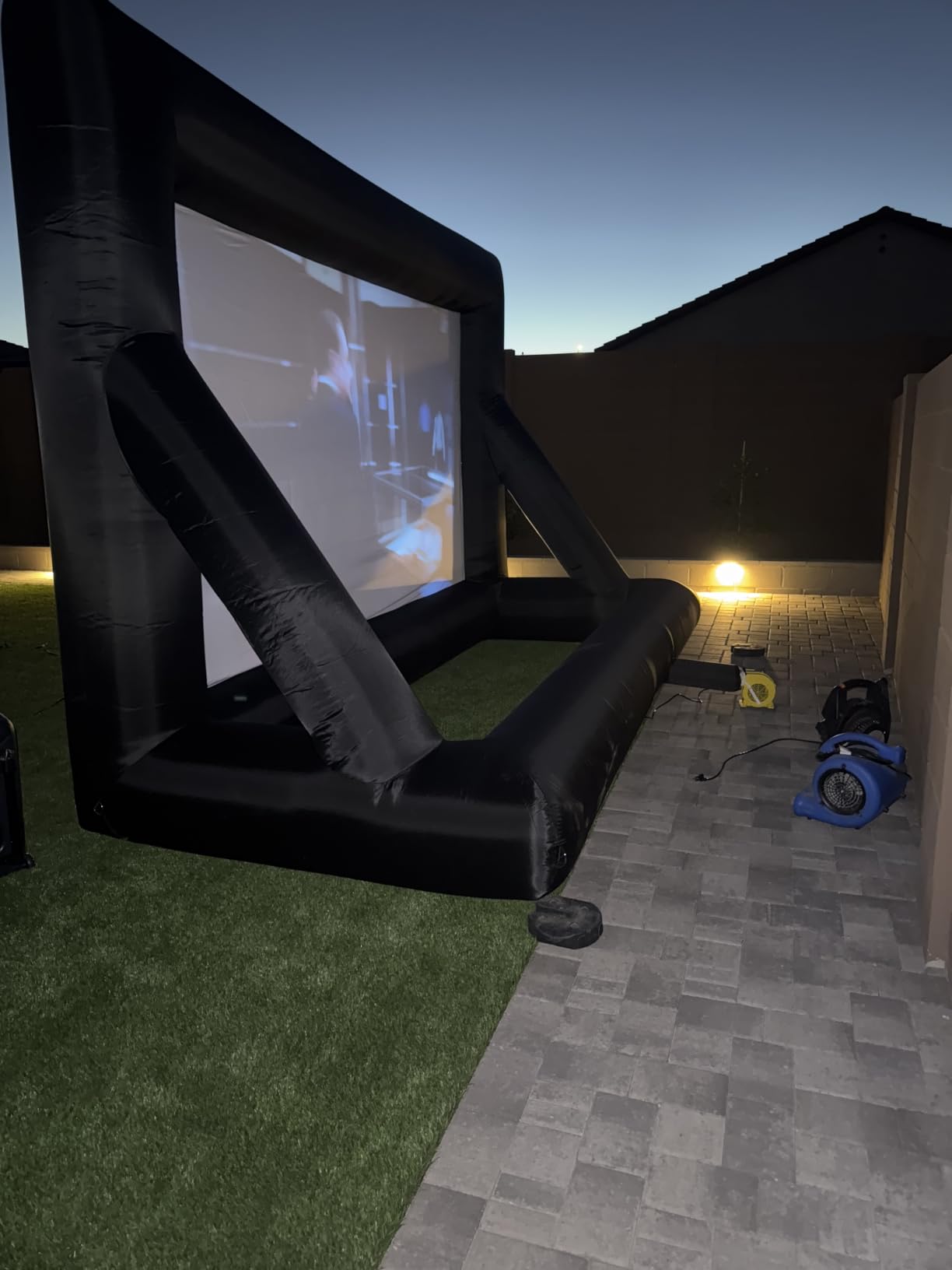 Inflatable Projector Screen, 16FT Blow Up Movie Screen Outdoor Projector, Easy Set Up One-piece Design Front & Rear Projection with Air Blower for Outside Backyard Family Movie Night Pool Party customer photo 1