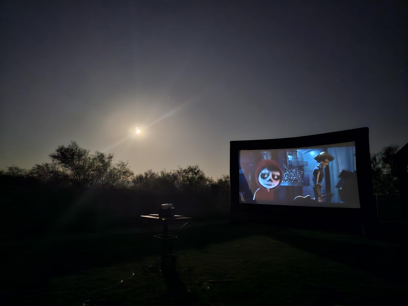 Inflatable Projector Screen, 16FT Blow Up Movie Screen Outdoor Projector, Easy Set Up One-piece Design Front & Rear Projection with Air Blower for Outside Backyard Family Movie Night Pool Party customer photo 2