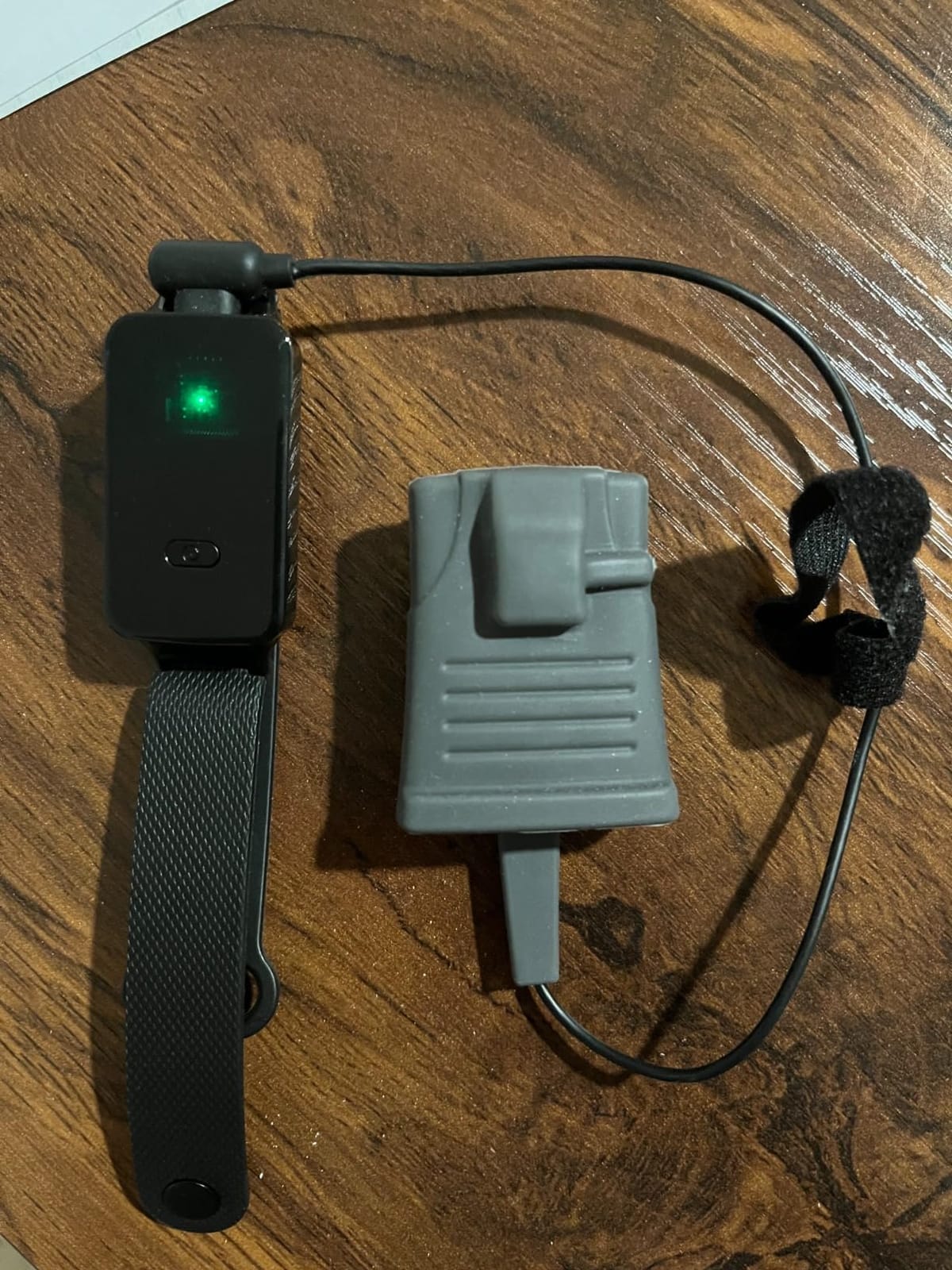EMAY SleepO2 Wrist Pulse Oximeter with Recording Capability | Sleep Pulse Oximeter for Blood Oxygen Saturation Tracking Continuously | Provides Sleep Report and Raw Data customer photo 1