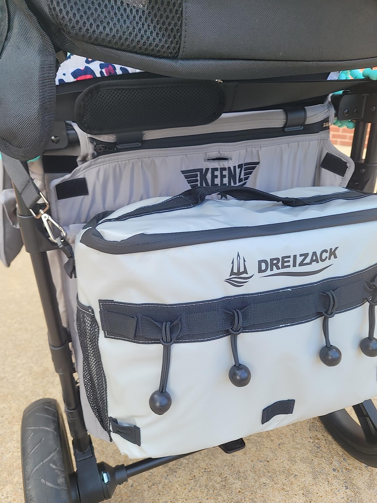 Dreizack Kayak Cooler Behind Seat, Waterproof Cooler for Kayaking, Paddle Board Cooler Compatible with Lawn-Chair Seat Kayak Accessories Cooler Bag Kayak Cooler Tow Behind for Camping Fishing customer photo 2