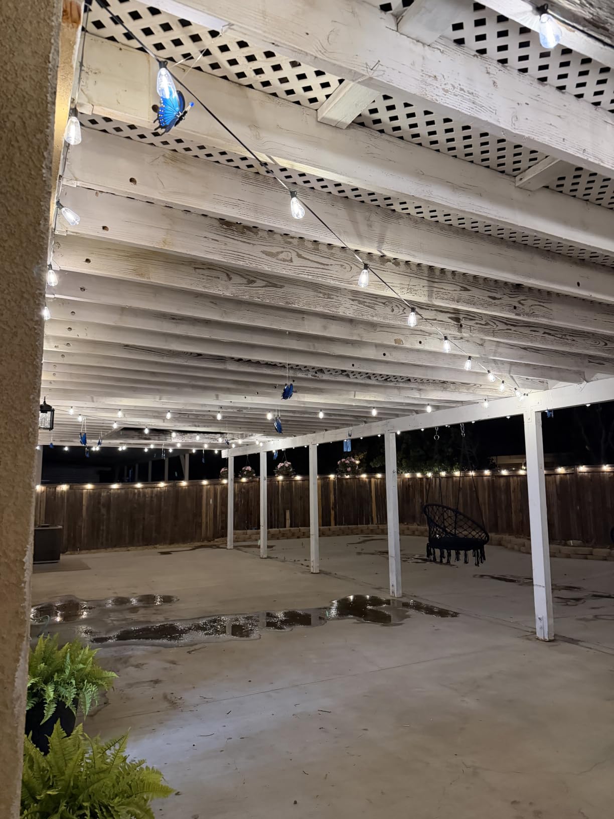 Brightever 100FT Outdoor String Lights 52 Bulbs, Waterproof Patio Lights | 2 Spare ST38 Edison Bulbs Dimmable, Connectable Plug-in LED Outdoor Lighting for Porch, Garden, Backyard, Balcony, 2700K customer photo 1