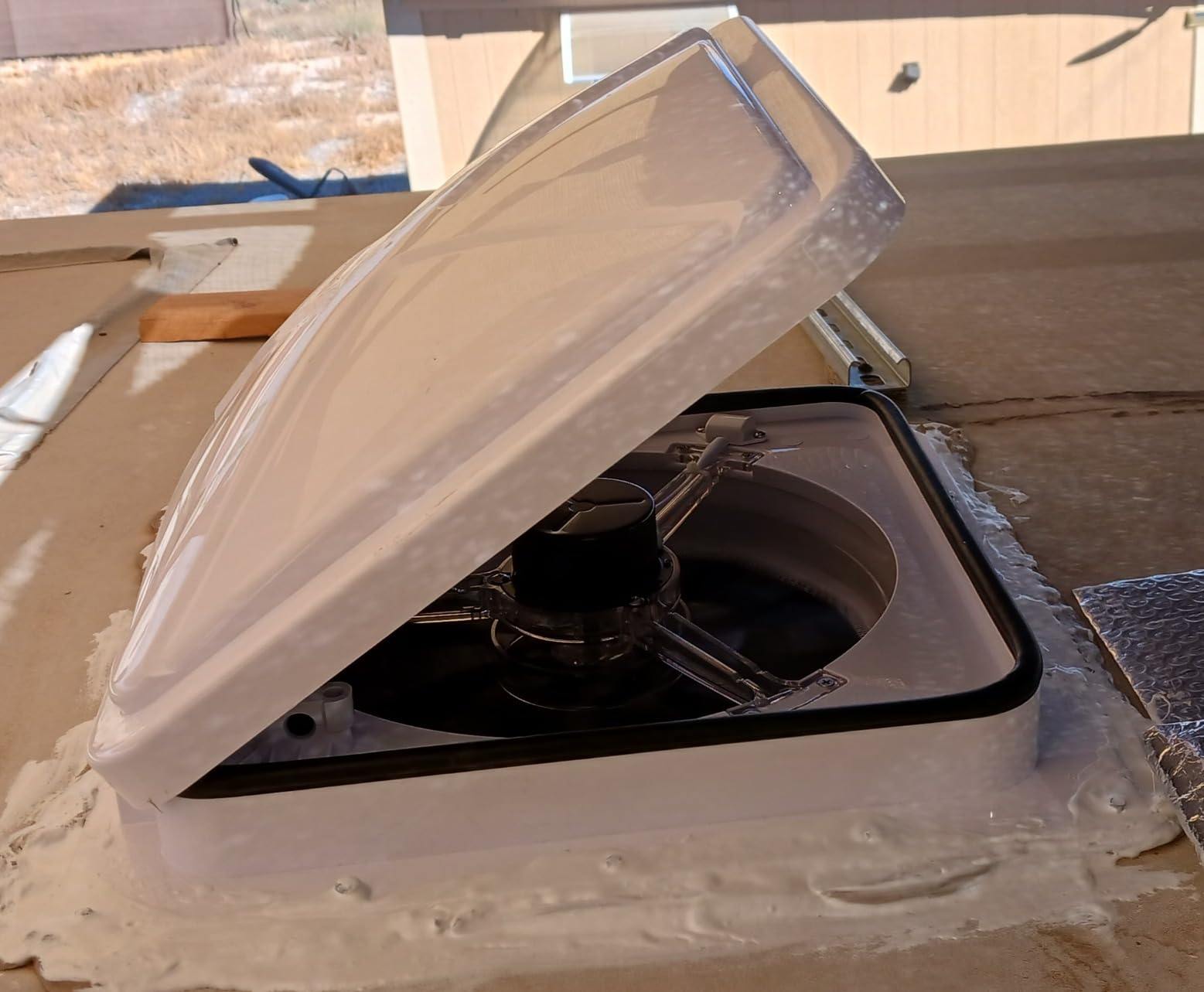 RV Roof Vent Fan 6-Speed-Reversible customer photo 1