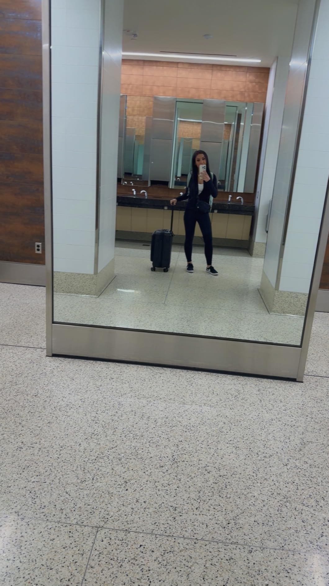 TRAVELARIM 20 Inch Carry On Luggage 22x14x9 Airline Approved Suitcase customer photo 1