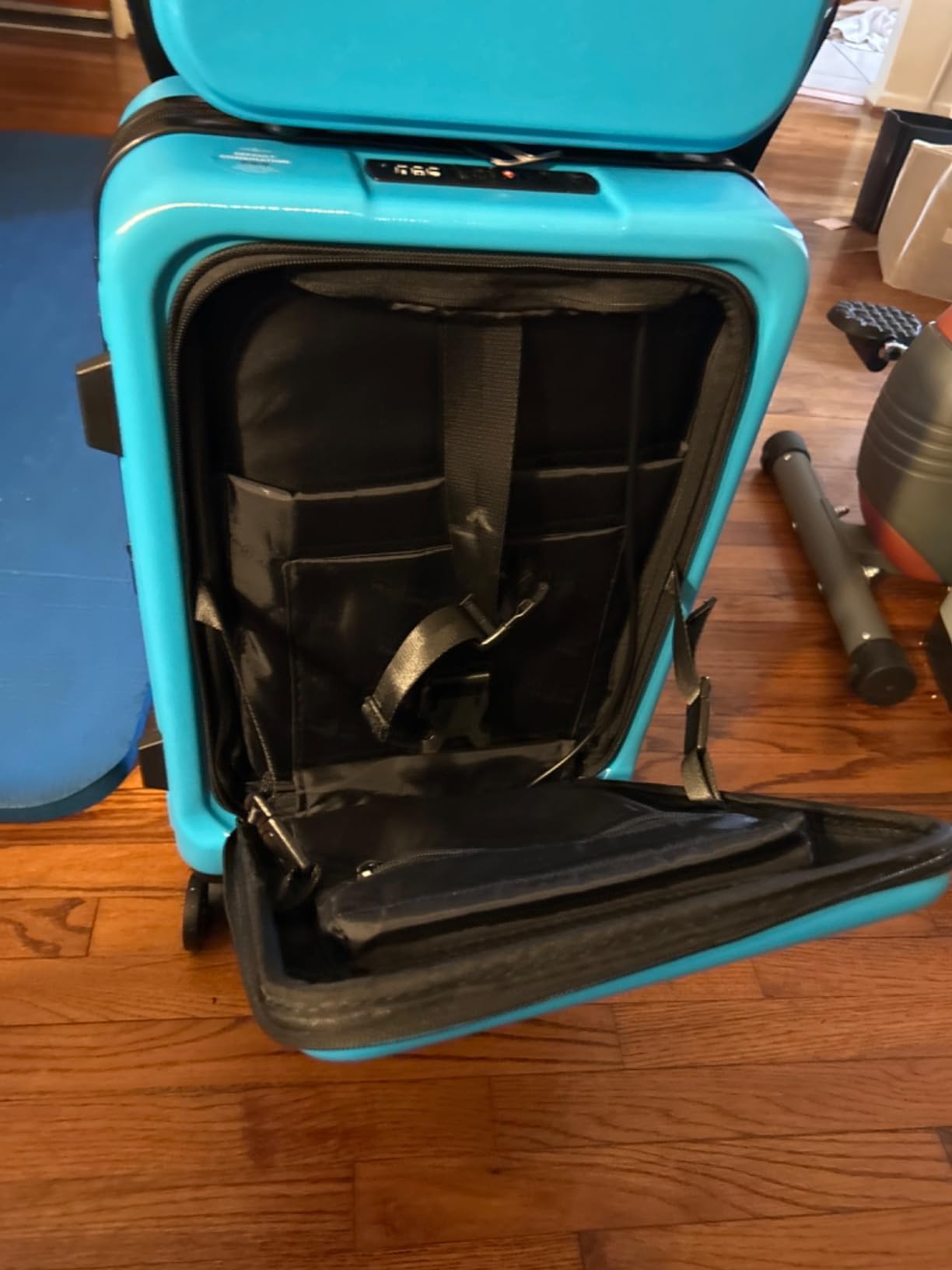 TRAVELARIM 20 Inch Carry On Luggage 22x14x9 Airline Approved Suitcase customer photo 2