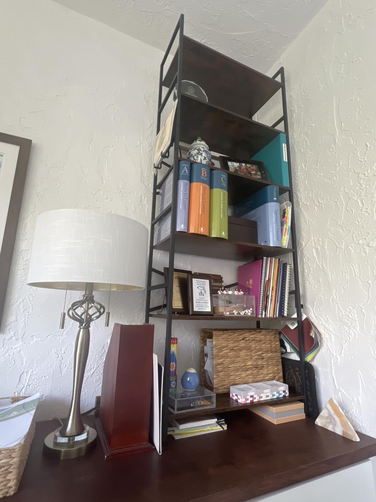 Homeiju Bookshelf, 3 Tier Industrial Bookcase, Metal Small Bookcase, Rustic Etagere Book Shelf Storage Organizer for Living Room, Bedroom, and Home Office (Rustic Brown) customer photo 1