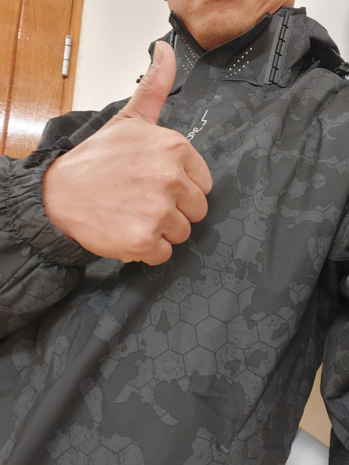 Men's Lightweight Waterproof Rain Jacket, Shell Hooded Outdoor Raincoat Hiking Windbreaker Jacket customer photo 2