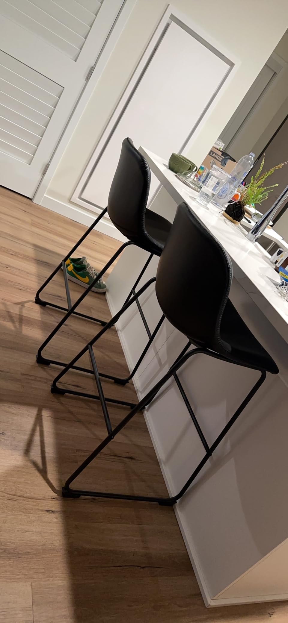TAVR 24 inch Counter Height Stools Set of 2, Hold up to 500 lbs, Black | Armless Faux Leather Bar Stools with Alloy Steel Legs & Soft Backrest for Kitchen Island, Coffee Shop, Black customer photo 2