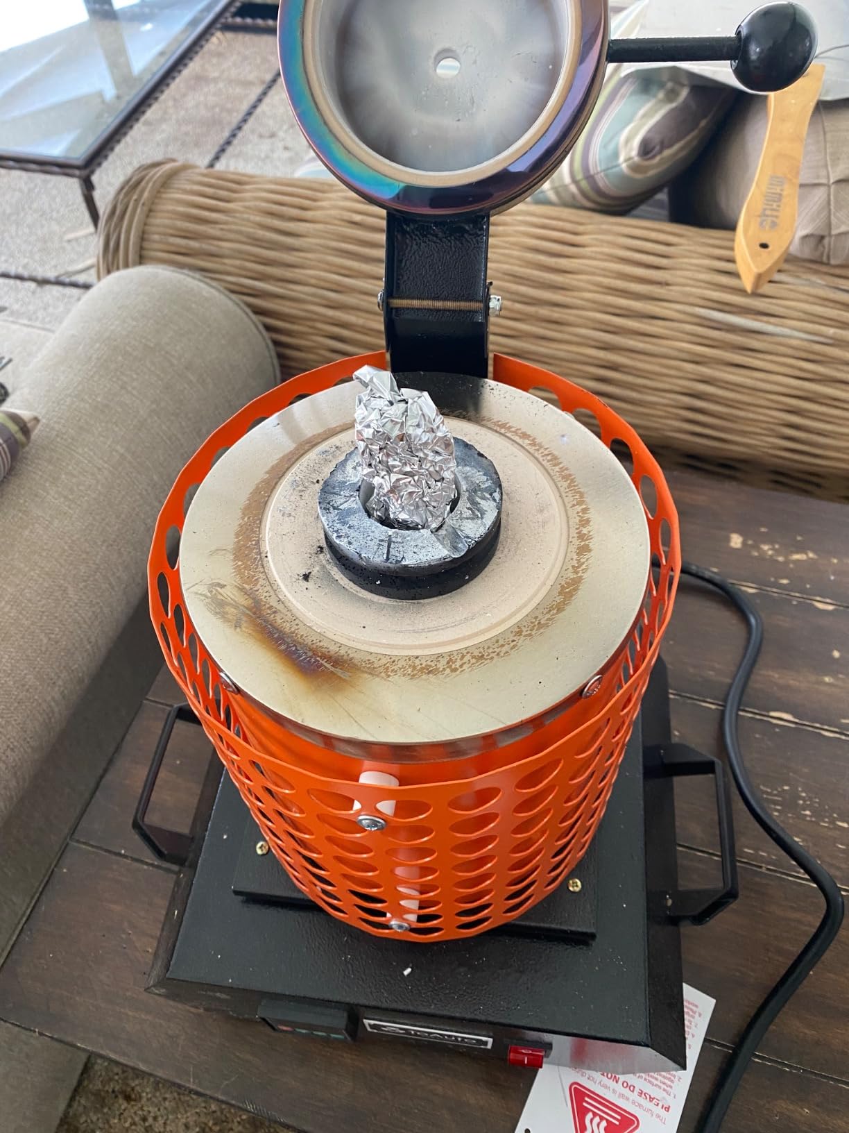 TOAUTO Upgraded Gold Melting Furnace TGF3000-V1.1, 1+3 KG Electric Digital Smelting Furnace 1400W 2100F PID Smelter Kiln Kit Casting Refining Jewelry Precious Metals Gold Silver Copper Aluminum (110V) customer photo 1