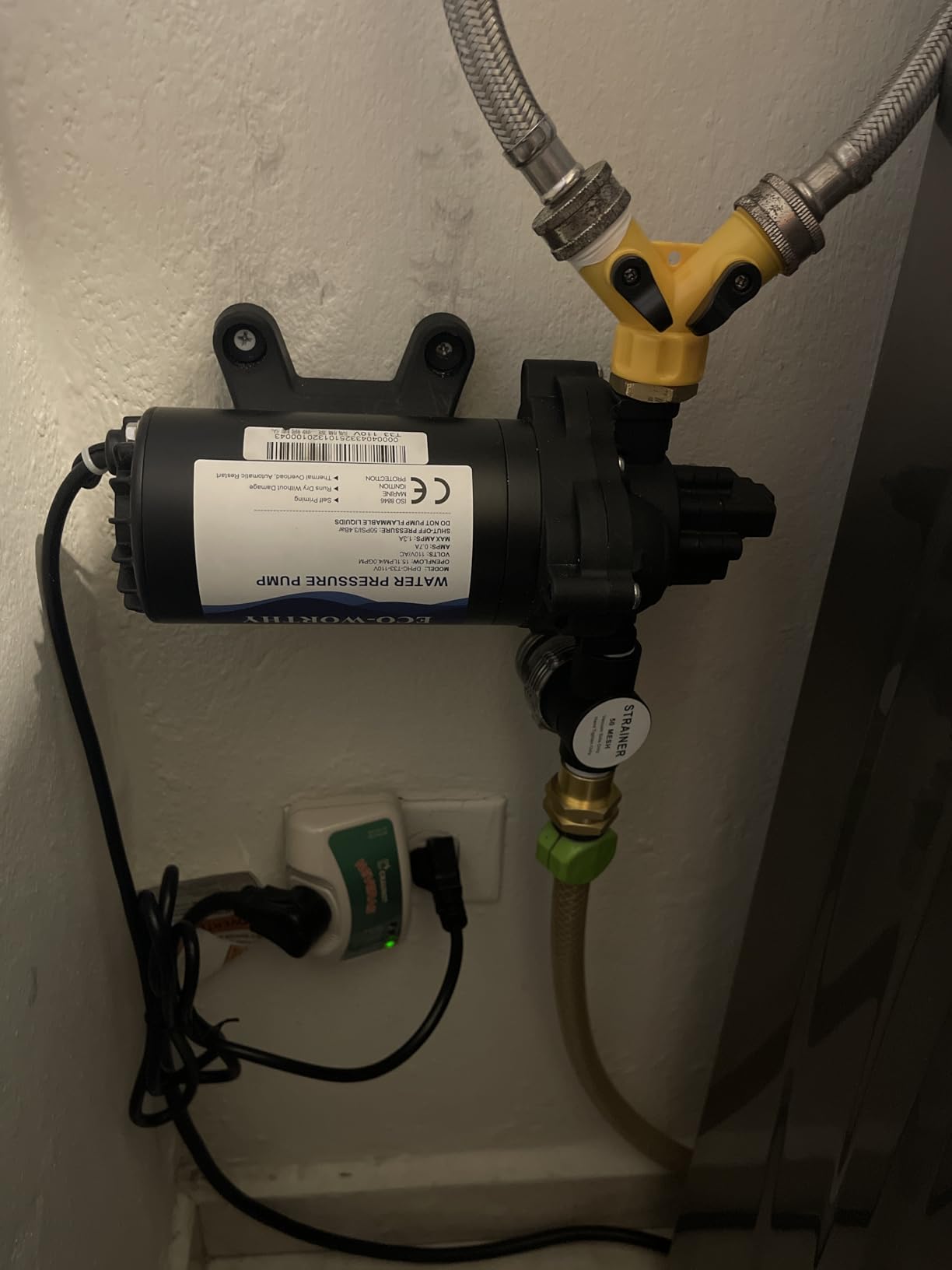 ECO-WORTHY 33-Series Industrial Water Pressure Pump 110V AC 4.0GPM 50PSI RV Fresh Water Diaphragm Pump include Garden Hose Adapters for Irrigation Marine Boat Sprinkler Faucet customer photo 2