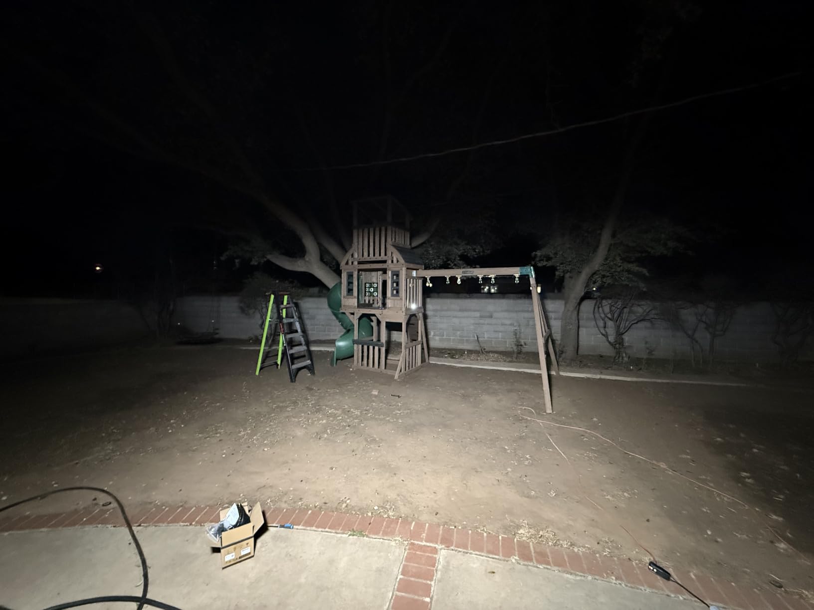 LUTEC 72W 7500LM LED Security Lights Motion Sensor Light Outdoor, 5000K Daylight, IP65 Waterproof, Dusk to Dawn, 3-Head Motion Detected Flood Light for Garage, Yard, Porch(Black) customer photo 2