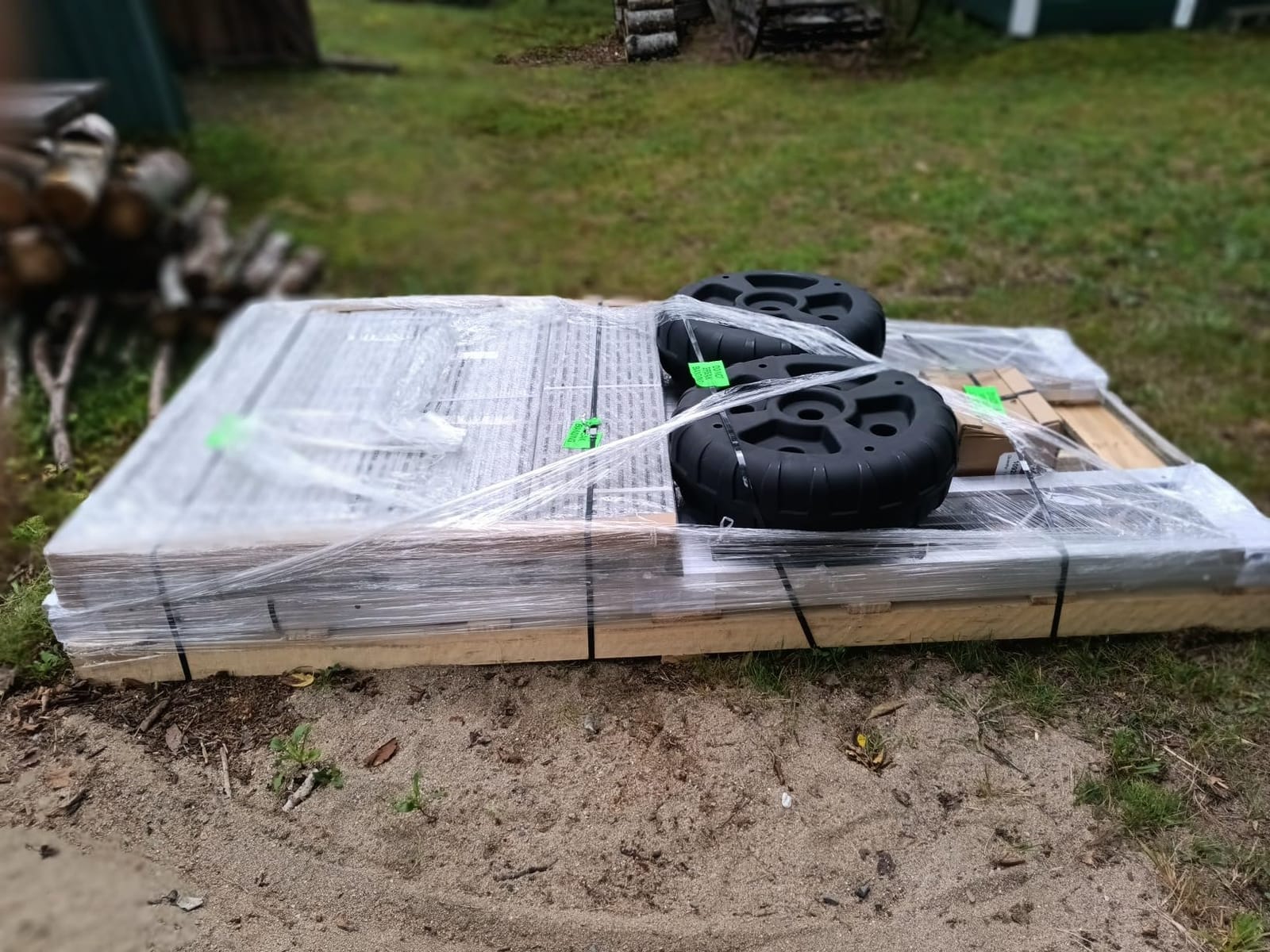 Patriot Docks 16' Straight Roll-in Pipe Dock Kit | Aluminum Boat Dock System, Modular Expandable Lake Dock with Maintenance-Free Decking & Roll-in Wheels for Easy Seasonal Installation customer photo 2