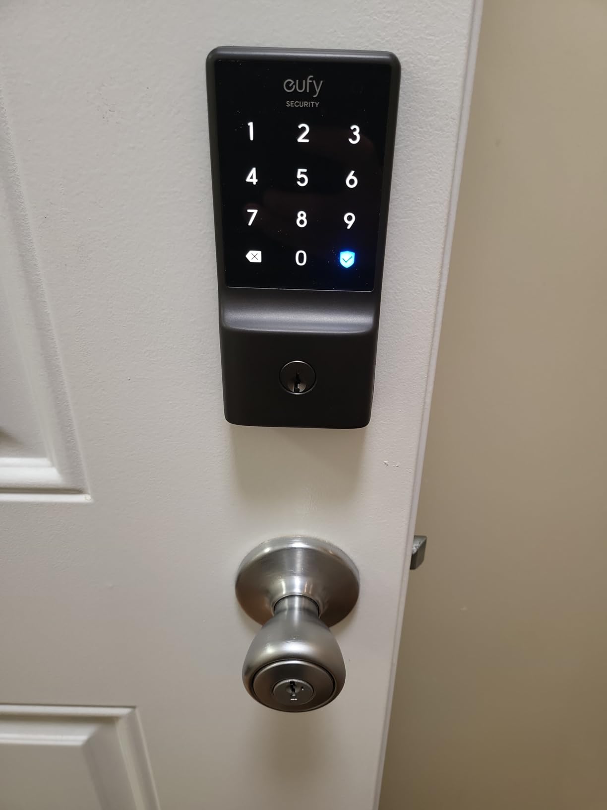 eufy Security Smart Lock C210, Keyless Entry Door Lock, Built-in WiFi Deadbolt, Smart Door Lock, No Bridge Required, Easy Installation, Touchscreen Keypad, App Remote Control, 4 AA Batteries Included customer photo 2