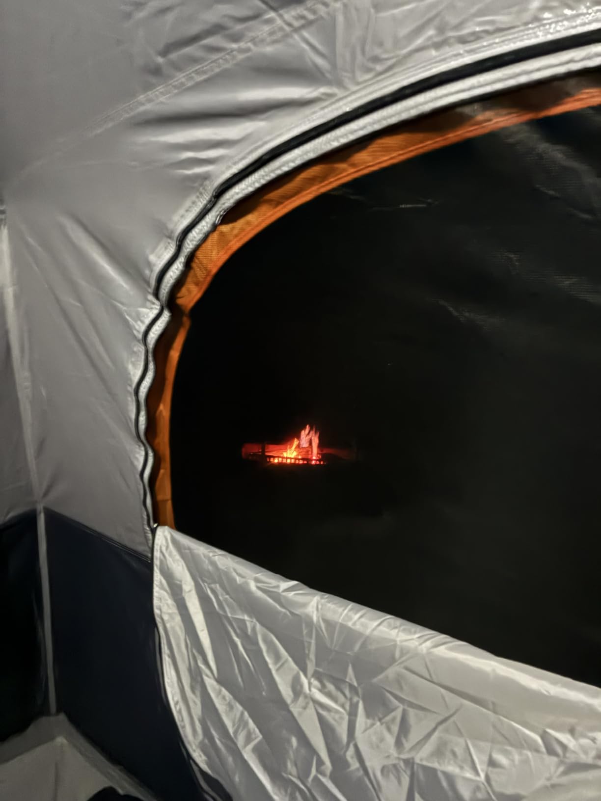 UNP 6 Person Tents for Camping Waterproof Family Cabin Tent with Rainfly | Easy Setup Windproof Double Layer Camping Tent with 1 Mesh Door & 5 Large Mesh Windows 10'X9'X78in(H) customer photo 1
