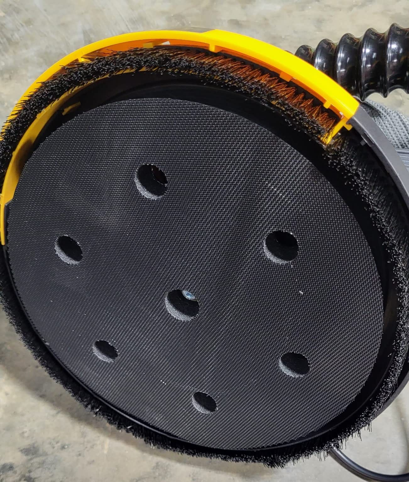 Electric Drywall Vacuum Sander, 750W & NSK Bearing, Dustless for Ceiling & Wall | 95.5% Dust Collection, Variable Speed 900-1800RPM, 360° Head & 25' Cord, Extendable Pole for Popcorn Ceiling, Corner, Plaster customer photo 2