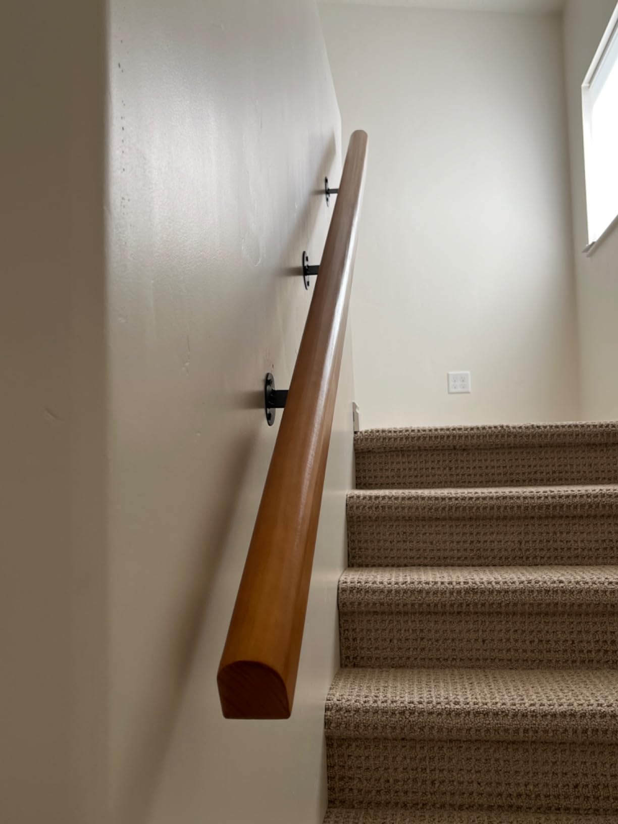 Wooden Stair Handrail, Single Piece Handrails, Complete Kit with Metal Bracket, Safety Anti-Slip Wall Stair Rail for Indoor Elderly Children, for Bars Lofts Kindergarten Guardrail Corridor customer photo 1