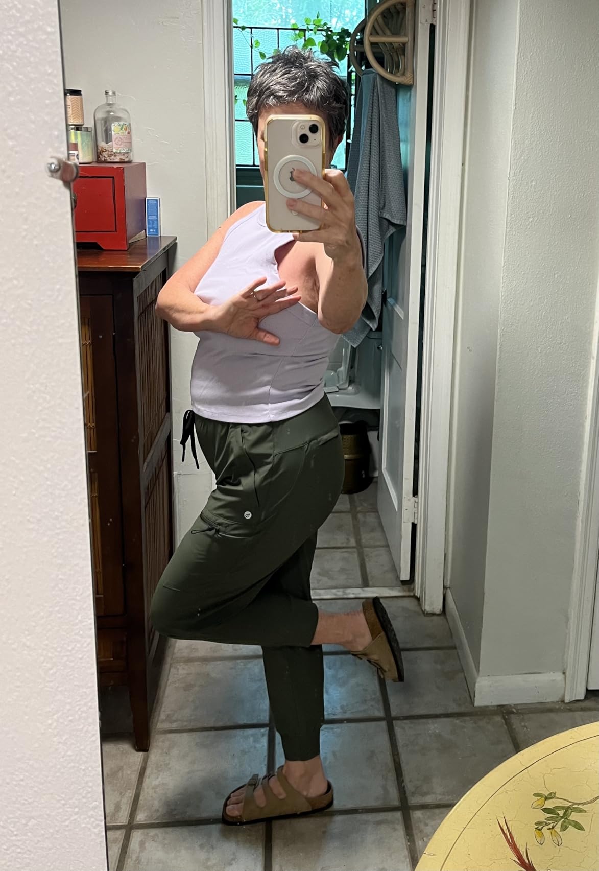 baleaf Women's Lightweight Hiking Pants with 5 Zippered Pockets | High waist design, Water Resistant, Quick Dry, UPF 50+ Stretch Joggers customer photo 1
