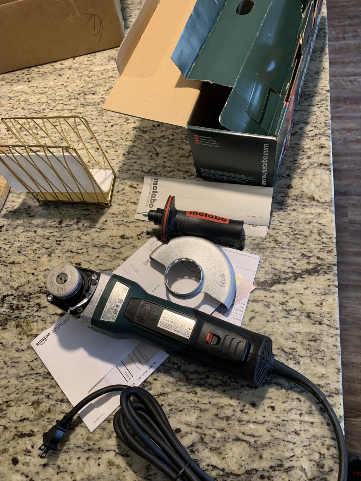 Metabo 4-1/2-5-Inch Angle Grinder, 11 Amp, 11,000 RPM, Non-Locking Paddle Switch, Made in Germany, WP 11-125 Quick, 603624420, Green customer photo 1