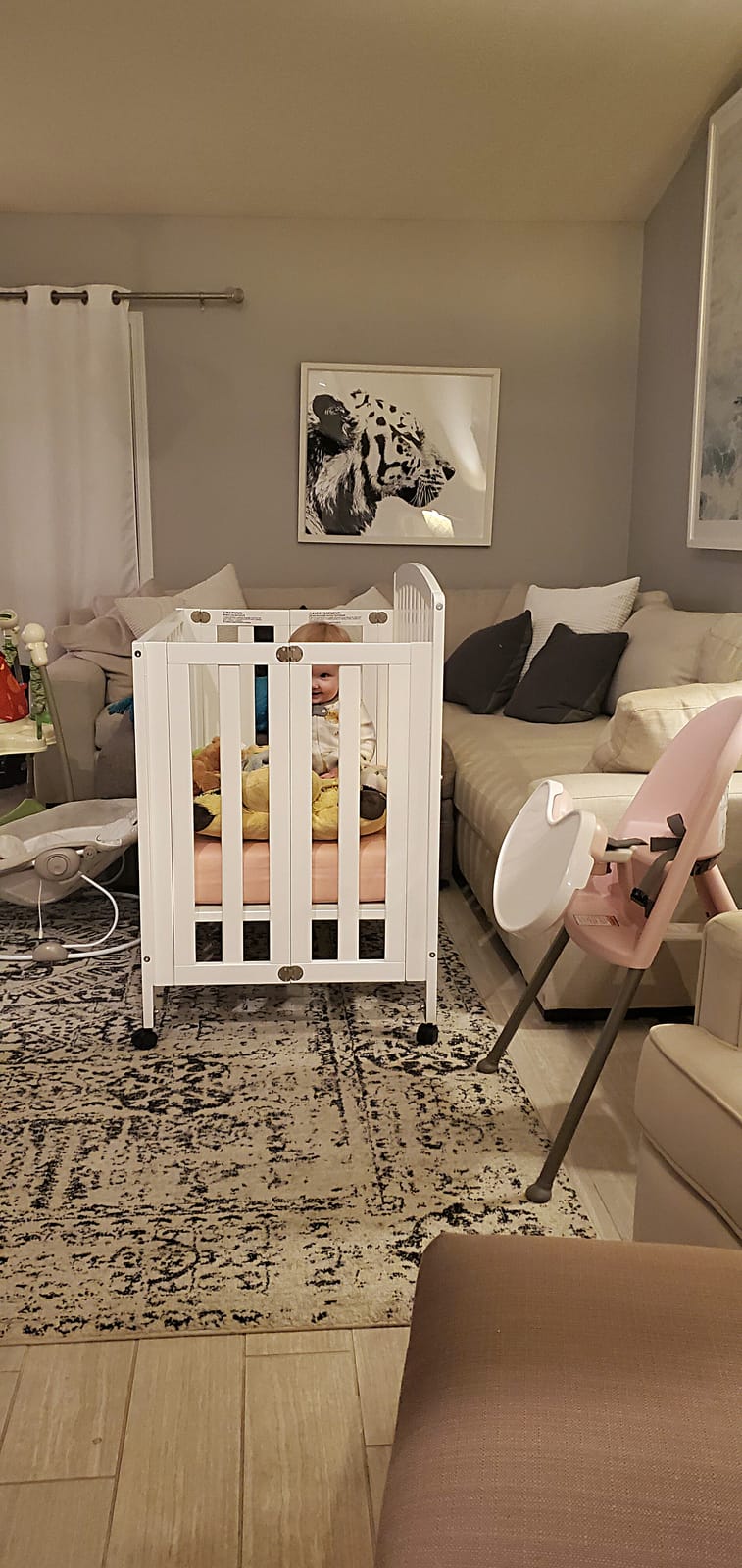 Davinci Dylan Folding Portable 3-in-1 Convertible Mini Crib in Chestnut, Greenguard Gold Certified | Folding Baby Crib With Wheels, 4 Adjustable Mattress Heights customer photo 1