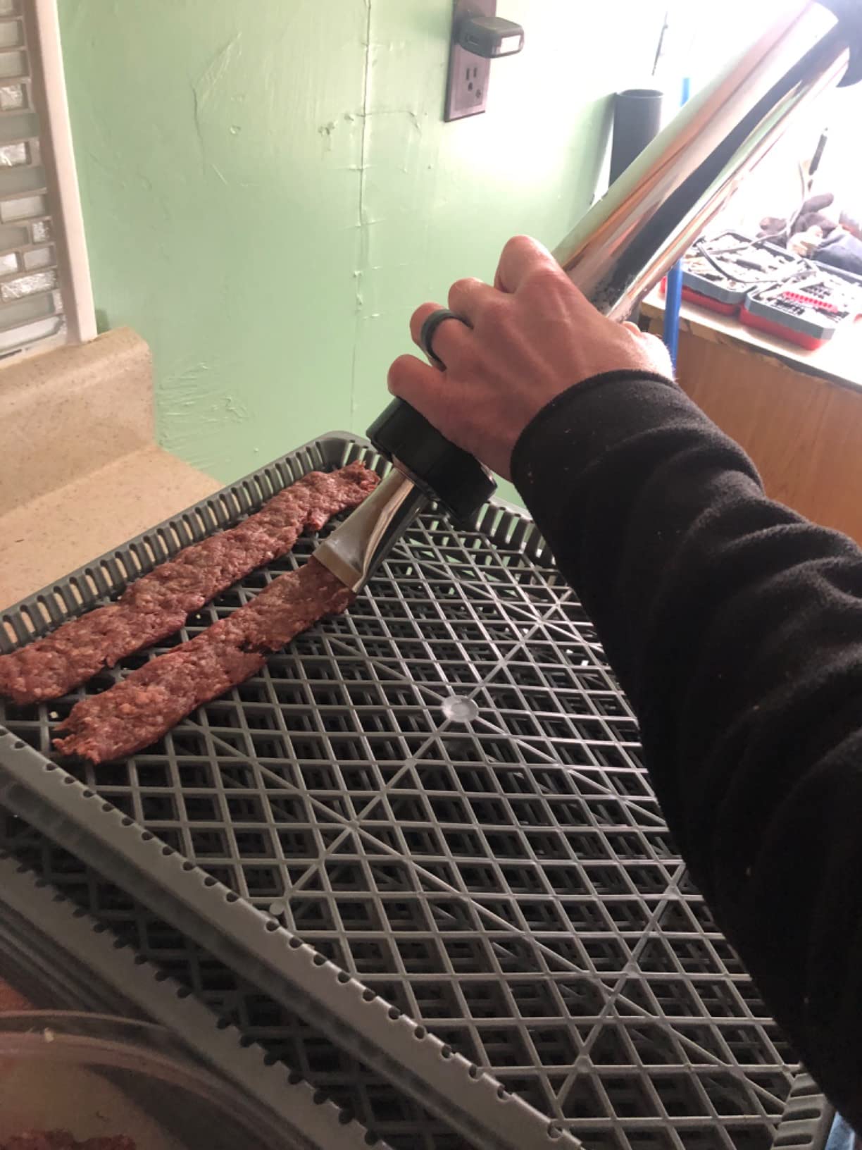 Professional Beef Jerky Gun Kits, Stainless Steel Jerky Maker, Jerky Cannon, Meat Gun with 5 Stainless Nozzles and 5 Brushes customer photo 2
