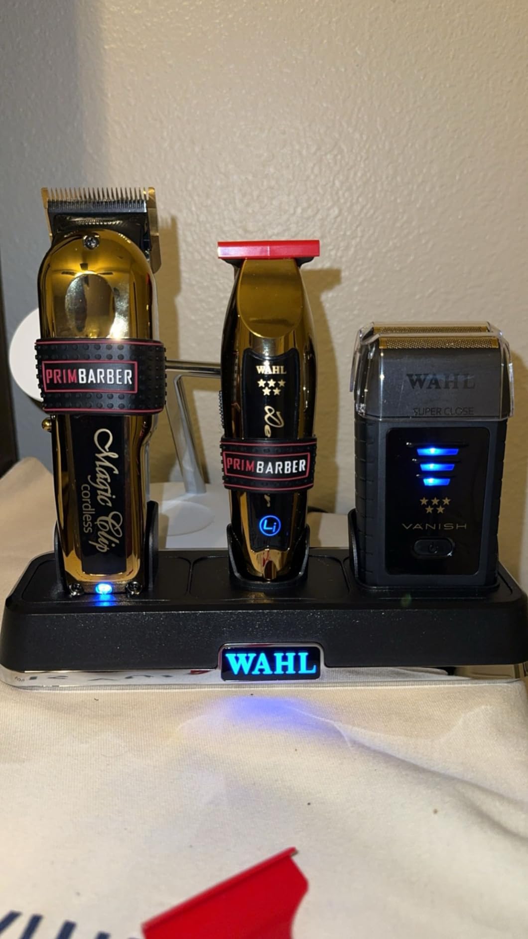 Wahl Professional 5 Star Vanish Shaver, Cordless, Lithium-Ion Battery, Pop-Out Foil Bars, Ergonomic Design, 100+ Minute Runtime customer photo 2