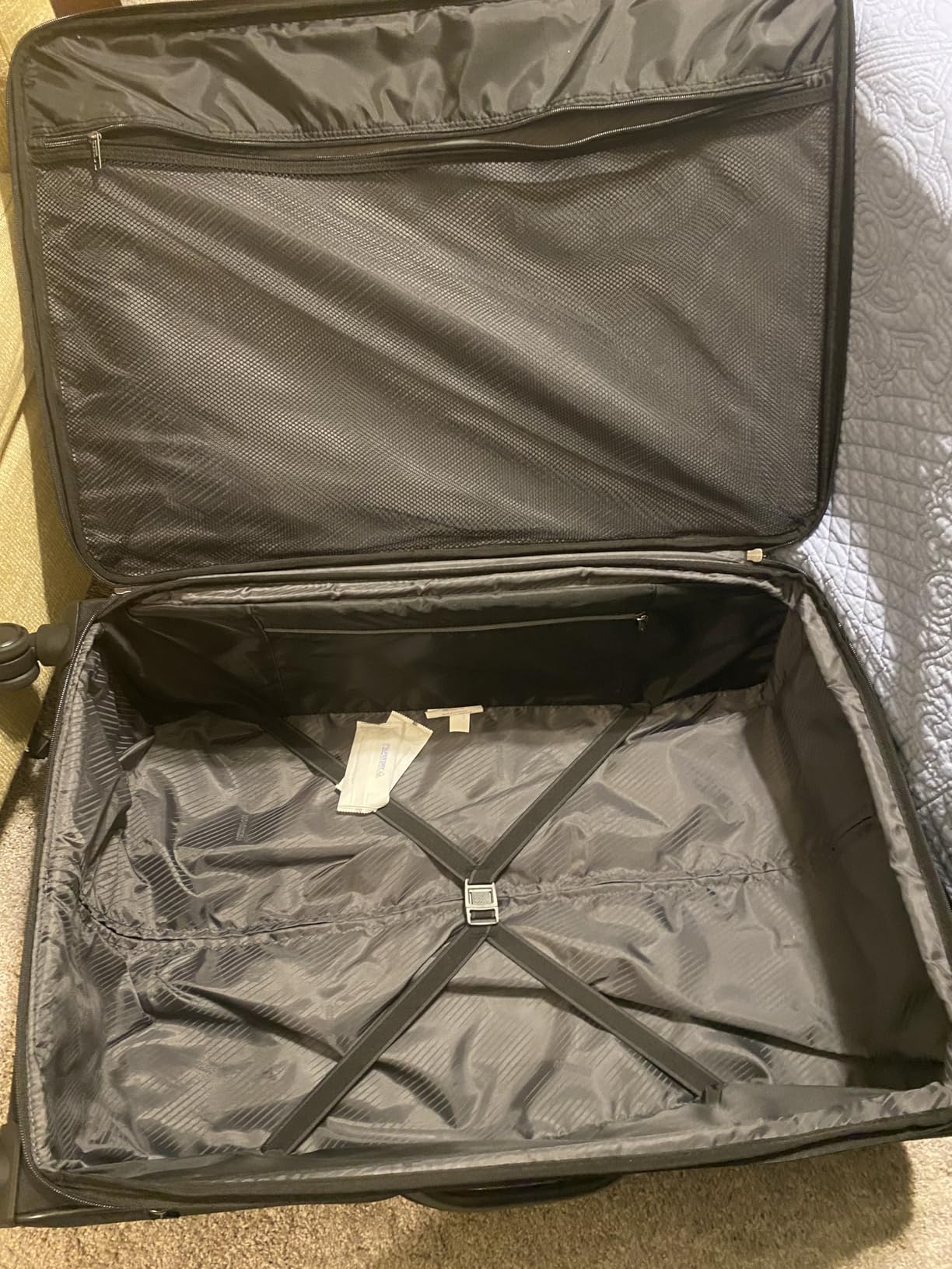 American Tourister 4 KIX 2.0 Expandable Softside Luggage with Spinner Wheels, 24 SPINNER, BLACK customer photo 1
