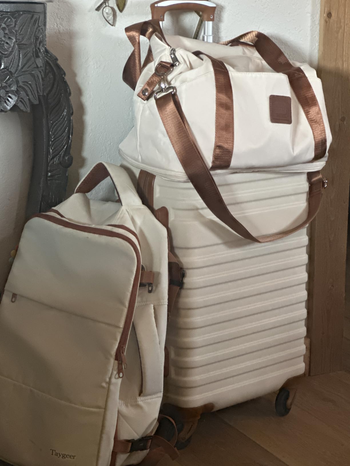 Coolife Luggage Set Hardside Suitcase,3 piece,White(DB/TB/20) customer photo 2