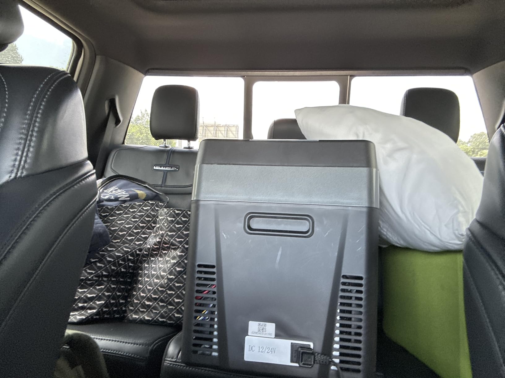 BougeRV 12v refrigerator 30 Quart, -8℉~50℉ Portable Freezer for Car, Black | No Ice Needed, Use as Fridge or Freezer, Fast 15-Min Cool to 32°F, 12/24V DC, 110V AC customer photo 1