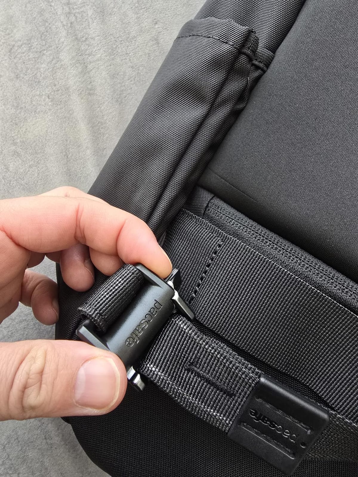 Pacsafe Metrosafe X Anti Theft 25L Backpack - With Padded 16 Inch Laptop Sleeve, Slate customer photo 2