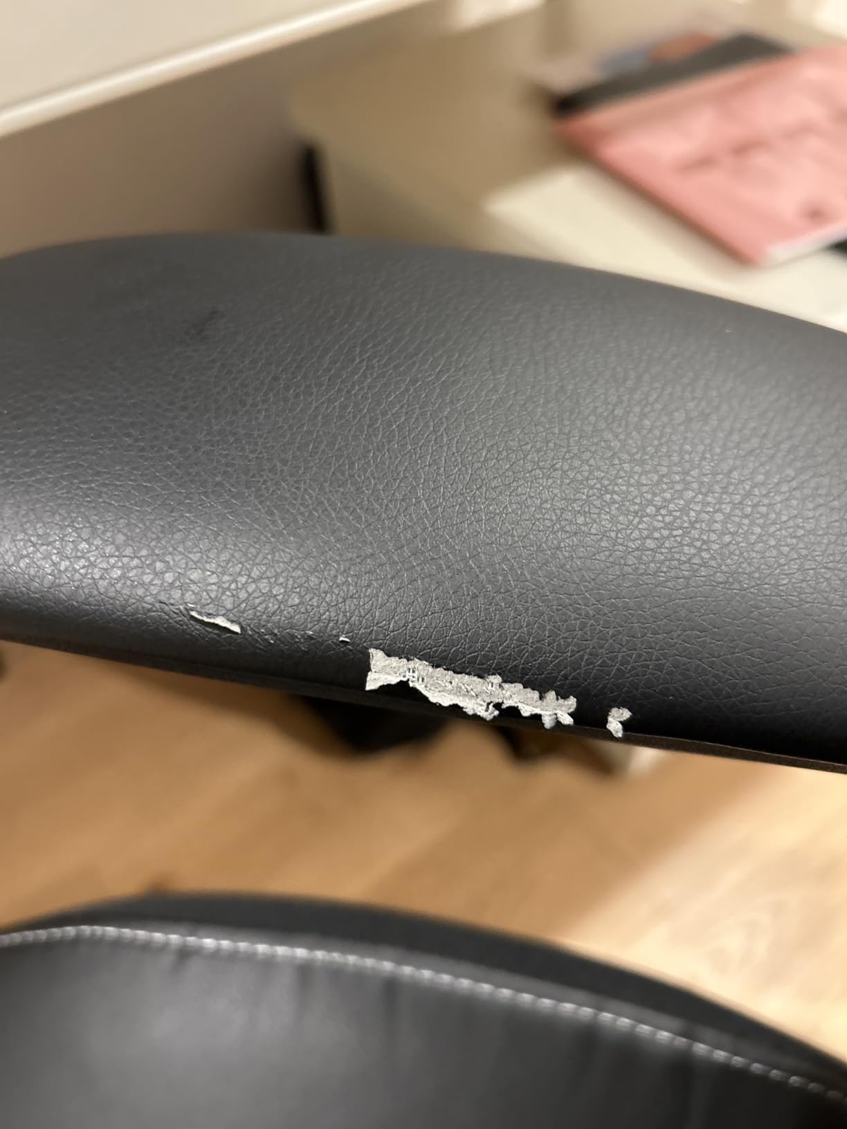 Office Chair Ergonomic Desk Chair - 400lbs Big and Tall Heavy Duty, Wide & Soft 3D Modeling Foam Cushion Home Office Desk Chair with Adjustable Seat Height, Executive Computer Task Chair customer photo 2