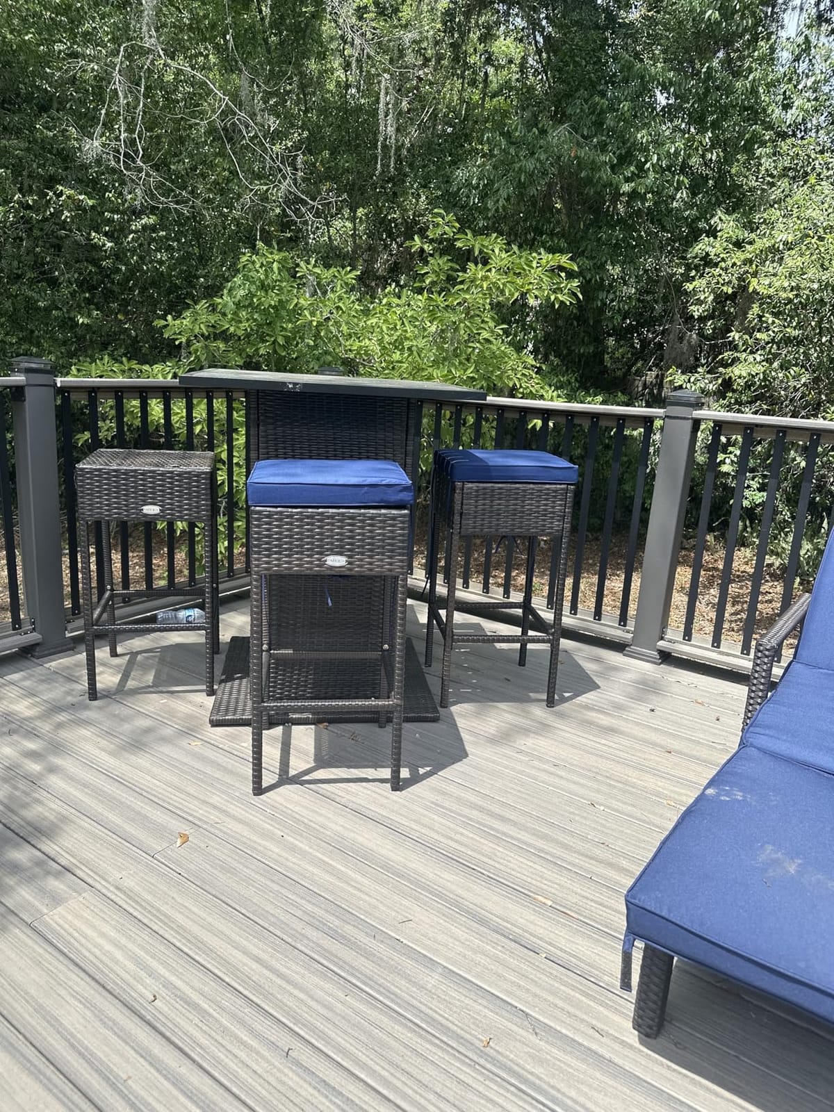 RELAX4LIFE 5-Piece Outdoor Bar Set, Wicker Rattan Bar Height Patio Set w/4 Cushion Bar Stools & Table with Hidden Storage, 5PCS Outdoor High Top Table and Chairs Set for Backyard Poolside (Red) customer photo 2