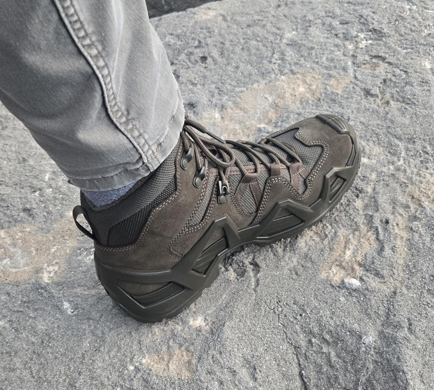 Lowa Zephyr MK2 GTX Mid - Coyote Op Hiking Boot customer photo 1