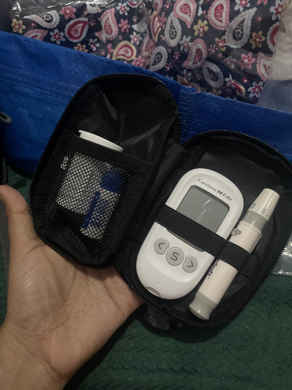 CareSens N Feliz Blood Glucose Monitoring Kit with 100 Blood Sugar Test Strips, 100 Lancets, 1 Blood Glucose Meter, 1 Lancing Device, 1 Control Solution, Travel Case for Diabetes Testing Kit for Personal Use customer photo 2