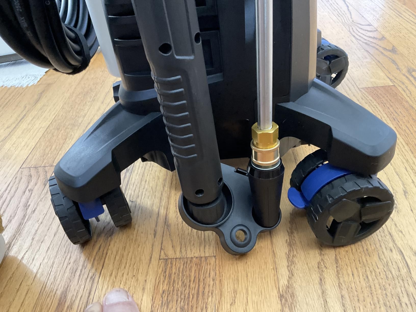 Westinghouse ePX3500 Electric Pressure Washer, 2500 Max PSI 1.76 Max GPM with Anti-Tipping Technology, Onboard Soap Tank, Pro-Style Steel Wand, 5-Nozzle Set, for Cars/Fences/Driveways/Home/Patios customer photo 2