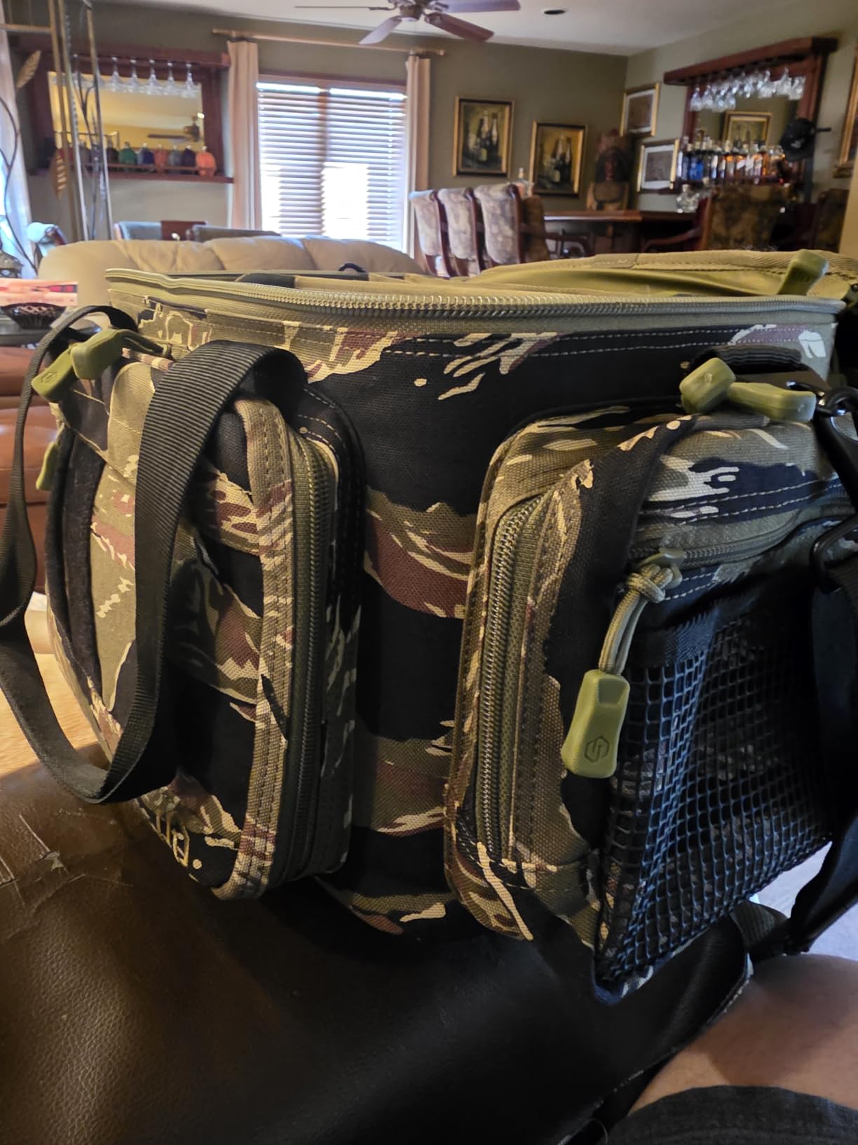 Savior Equipment Specialist Series Tactical Triple Pistol Shooting Range Hunting Duffle Bag Gun Carrying Case, Rigid Compartment Frame, Lockable Zippers customer photo 2