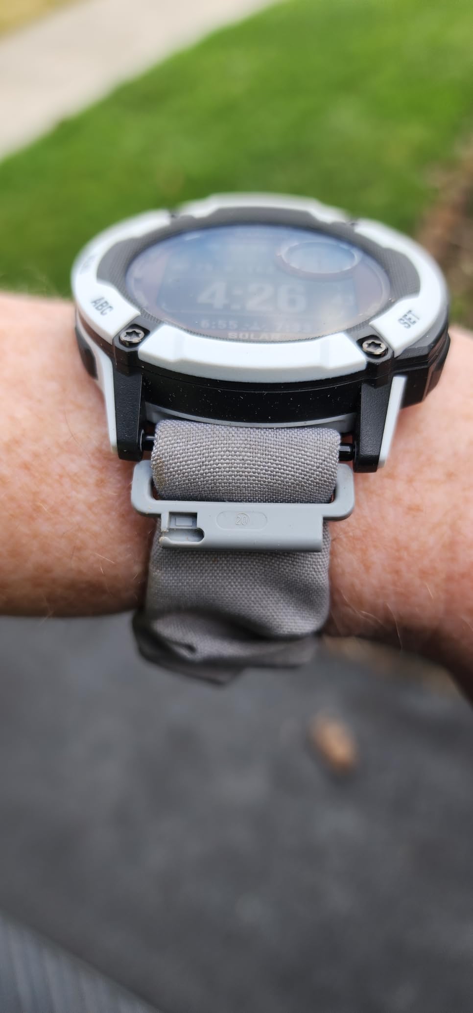 Garmin Instinct 2X Solar, Rugged Outdoor Smartwatch, 50mm, Graphite customer photo 1