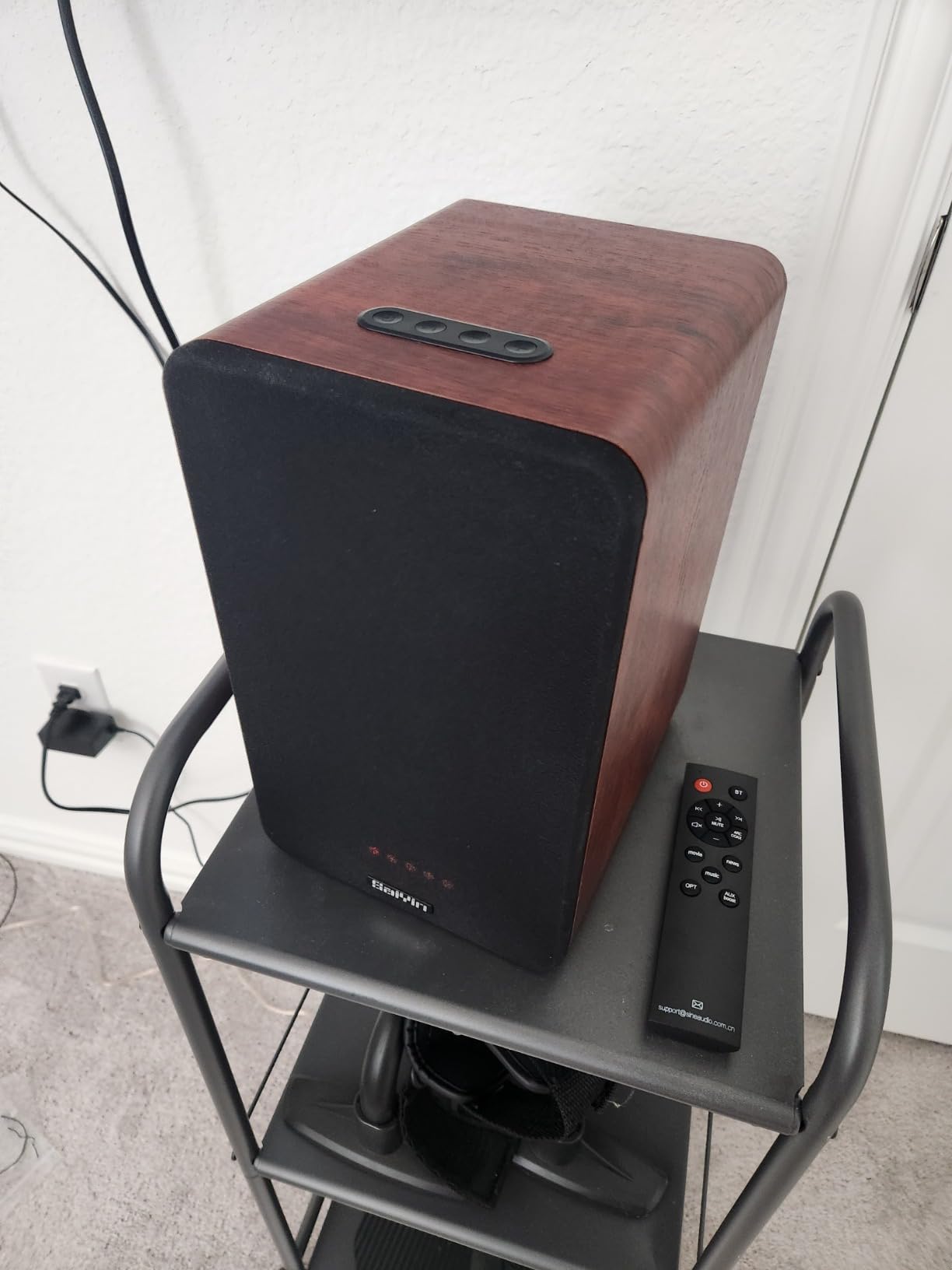 Saiyin Bluetooth Bookshelf Speakers for Record Player, Powered Studio Monitor Speaker with 5.2 Inch Woofer, Horn Tweeter and Optical RCA Inputs, Subwoofer Line Out for Turntable customer photo 2