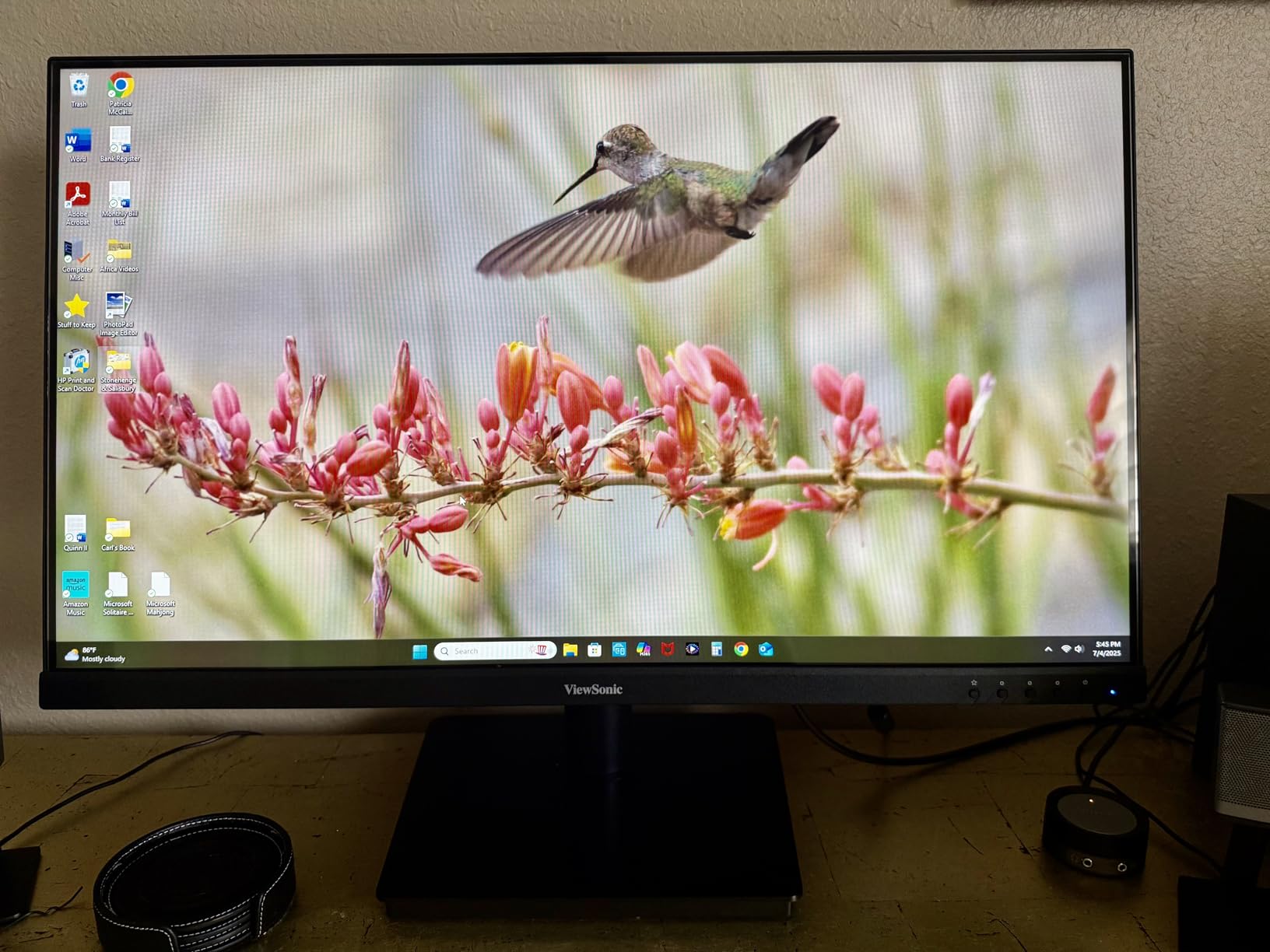 ViewSonic VA3209M 32 Inch 1080p IPS Computer Monitor, Full HD, HDMI VGA, PC | Frameless Design, Dual Speakers, Home Office, Desktop, Laptop, Work, Study, Daily Tasks, Wide Viewing Comfort, Built-In Sound customer photo 1