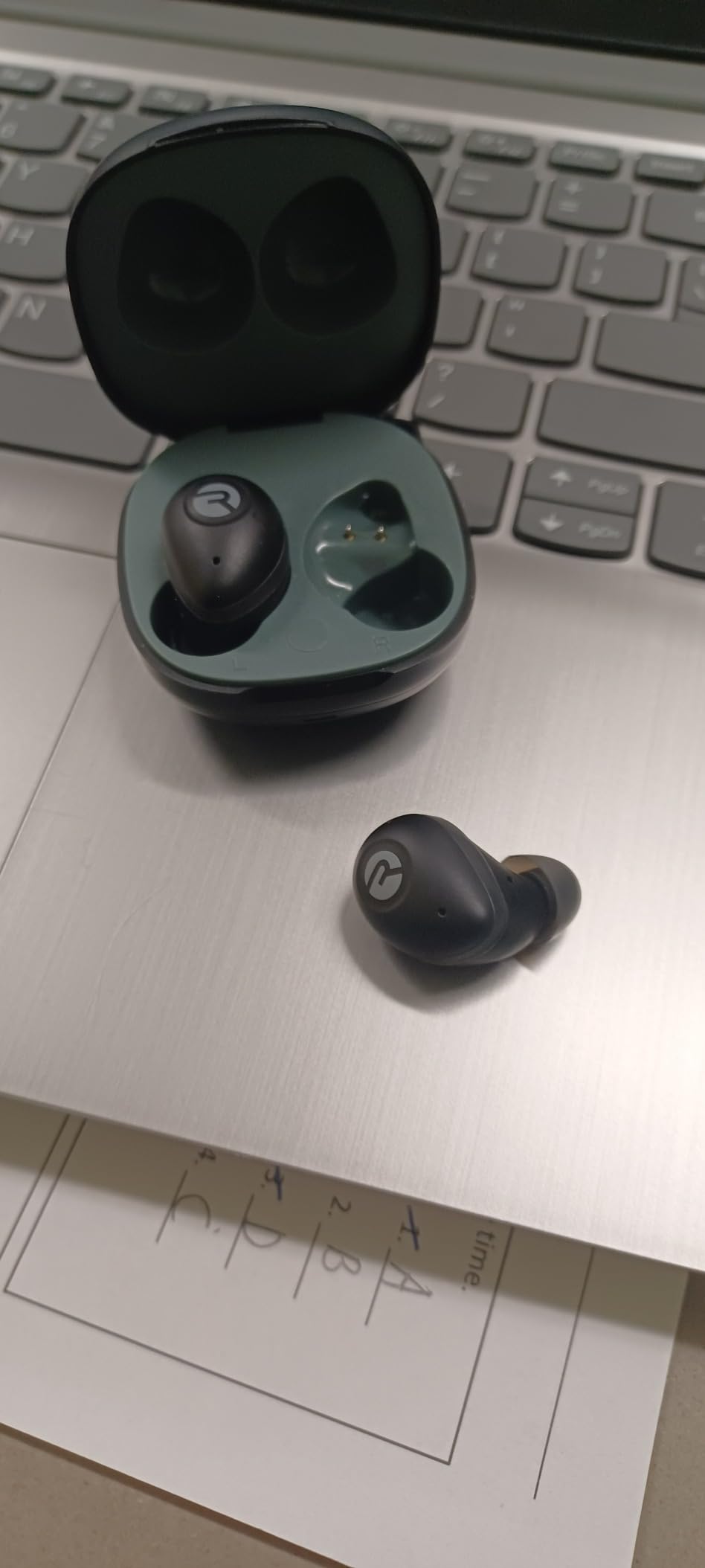 Raycon Fitness Bluetooth Wireless Earbuds + Microphone with Active Noise Canceling, Sweat & Water-Resistant Earphones, Running Headphones, Ear Buds Wireless Bluetooth 56 Hours Playtime (Black) customer photo 1