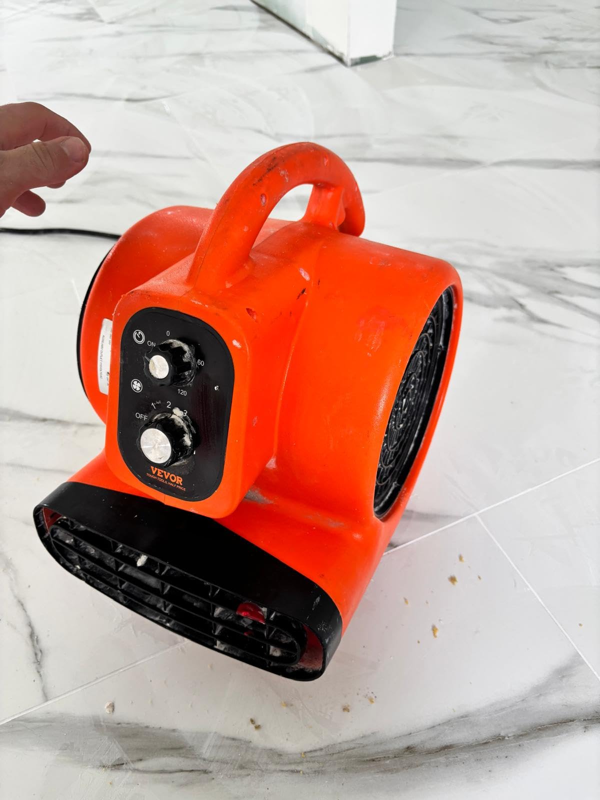 VEVOR Air Mover, 1/4 HP 1000 CFM Carpet Dryer for Cooling and Ventilating | Portable Floor Blower Fan, 4 Blowing Angles and Time Function, Adjustable Blow Angle for Janitorial, Home, Commercial Use customer photo 1