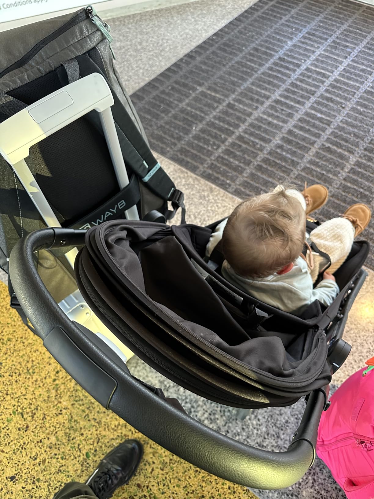 WAYB Pico Travel Car Seat with Premium Carrying Bag - Lightweight, Portable, Foldable - Perfect for Airplanes, Rideshares, and Road Trips - Forward Facing for Kids 26.5-50 lbs and 33.5-45