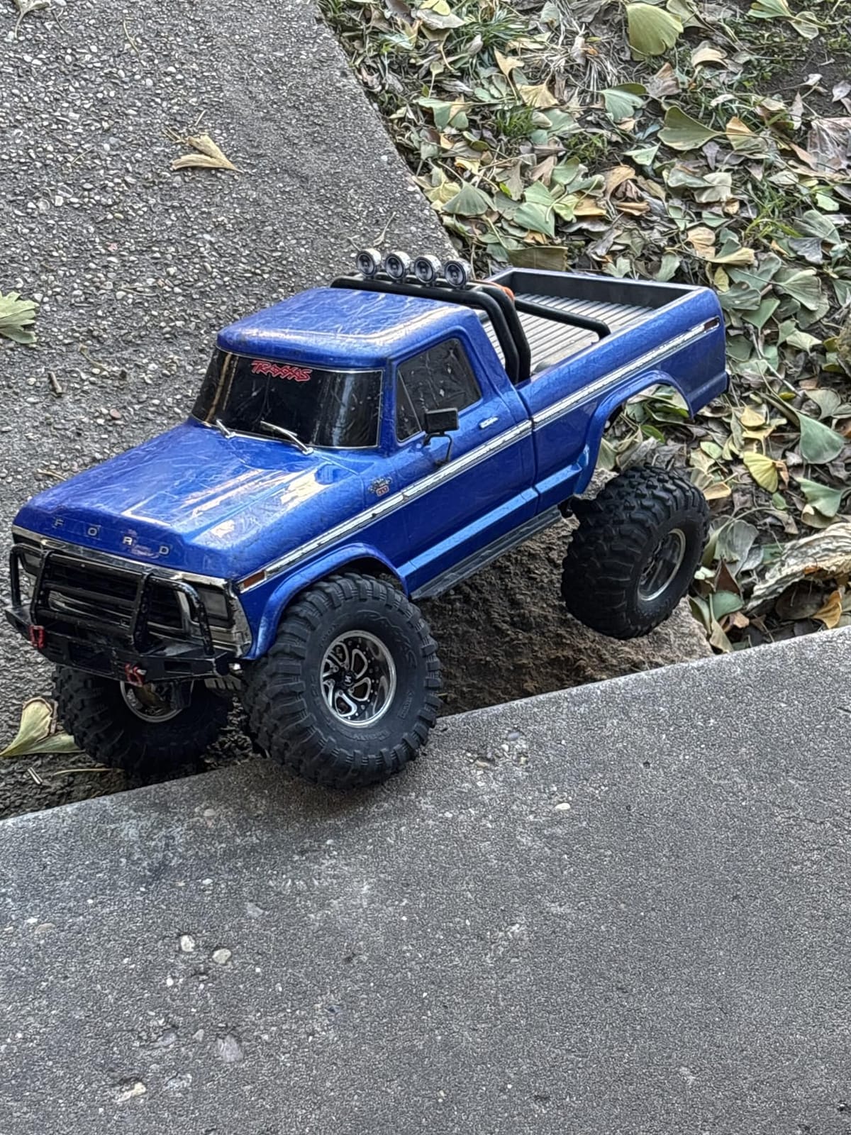 Traxxas TRX-4 Ford F-150 High Trail Edition 1/10 Scale 4X4 Crawler customer photo 1