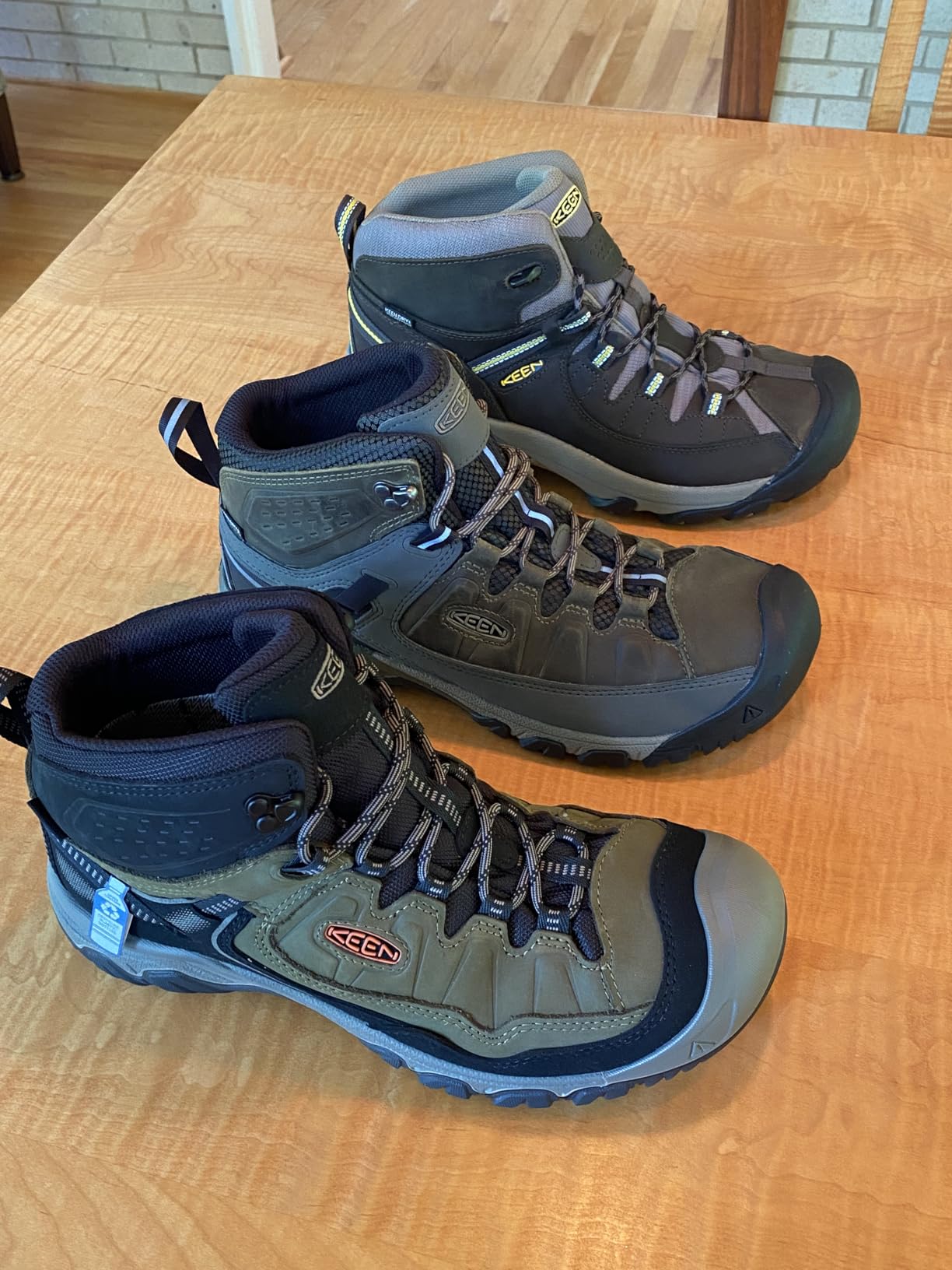 Men's Targhee 2 Mid Height Waterproof Hiking Boots customer photo 2