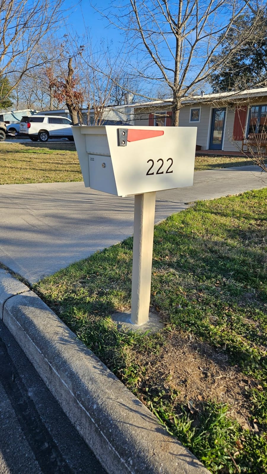 Mail Boss Mail Manager Modern Locking Post Mount Mailbox, USPS Approved | Patented anti-pry lock, accepts small packages, compact galvanized steel curbside design, weather and vandal-resistant customer photo 2