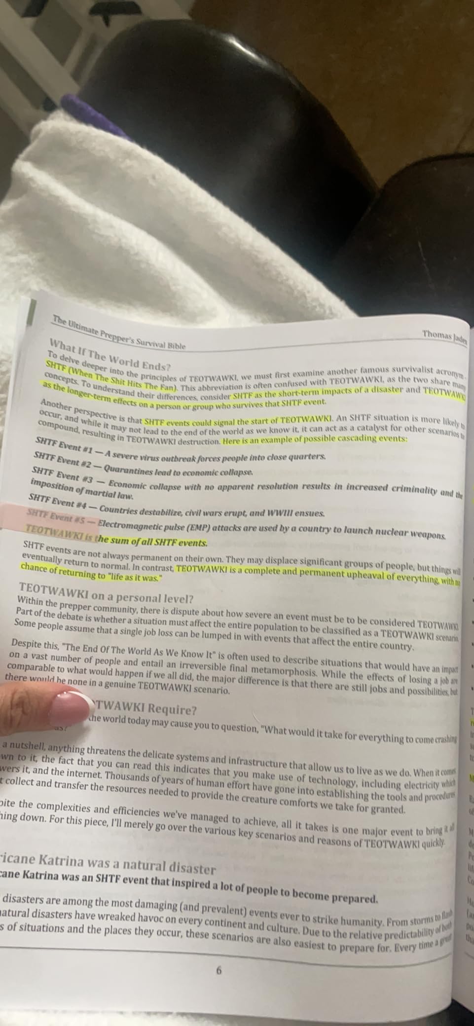 The Ultimate Prepper's Survival Bible: 35 in 1: Your Complete Guide to Surviving Any Crisis with Expert Strategies for Prepping, Gear, First Aid, Food Storage, Water Filtration, Self Defense & More customer photo 1