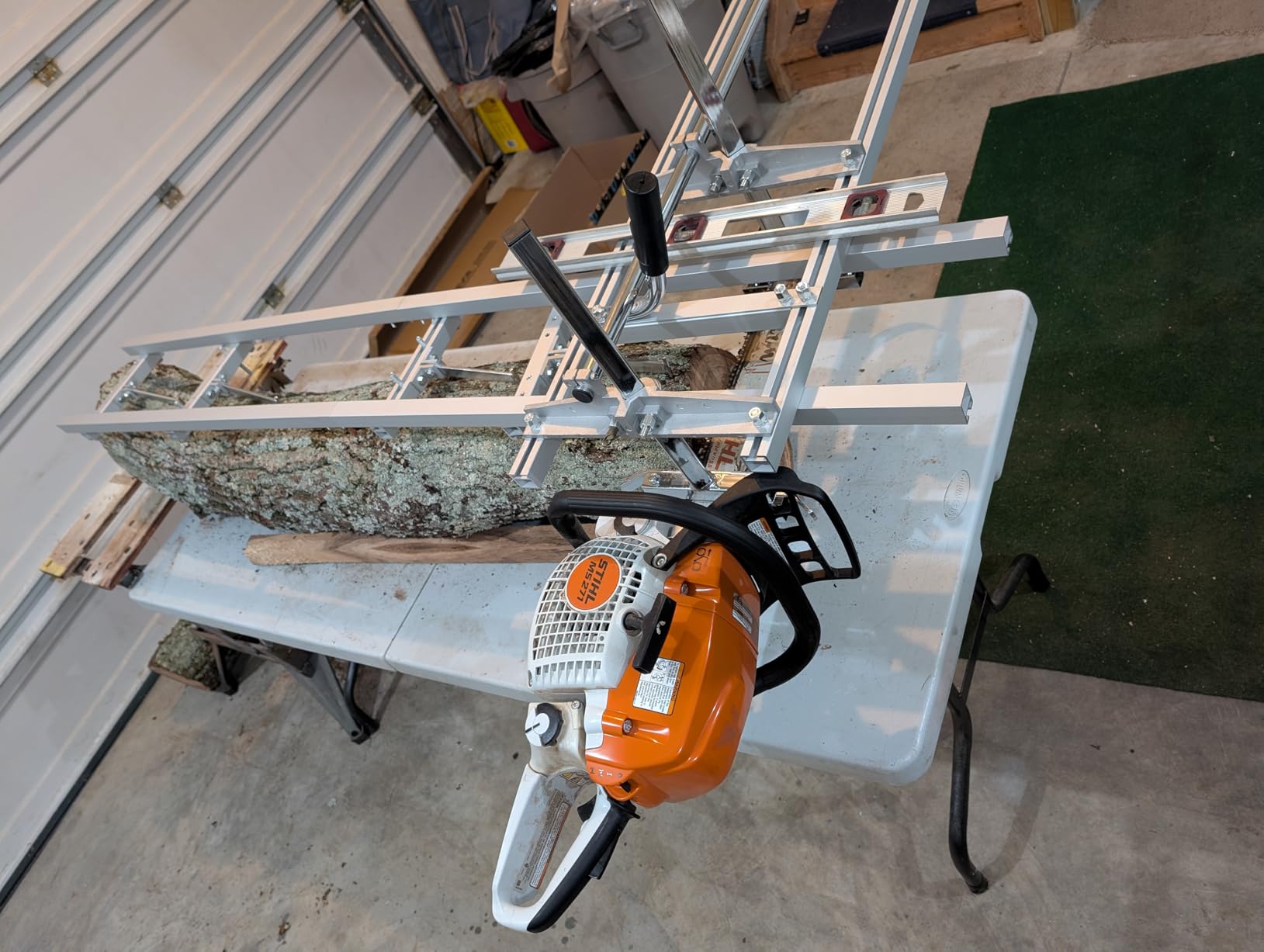 VEVOR Chainsaw Mill and Rail Mill Guide System, Portable Sawmill 14