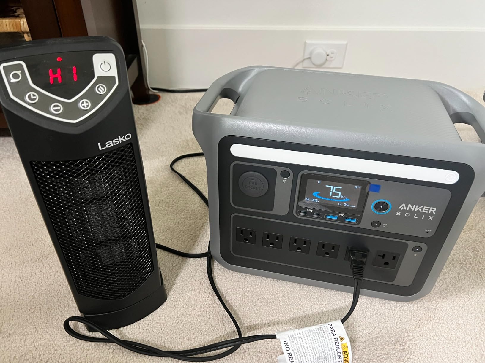 Anker SOLIX C1000 Portable Power Station with Car Charging Cable, 1,056Wh customer photo 1