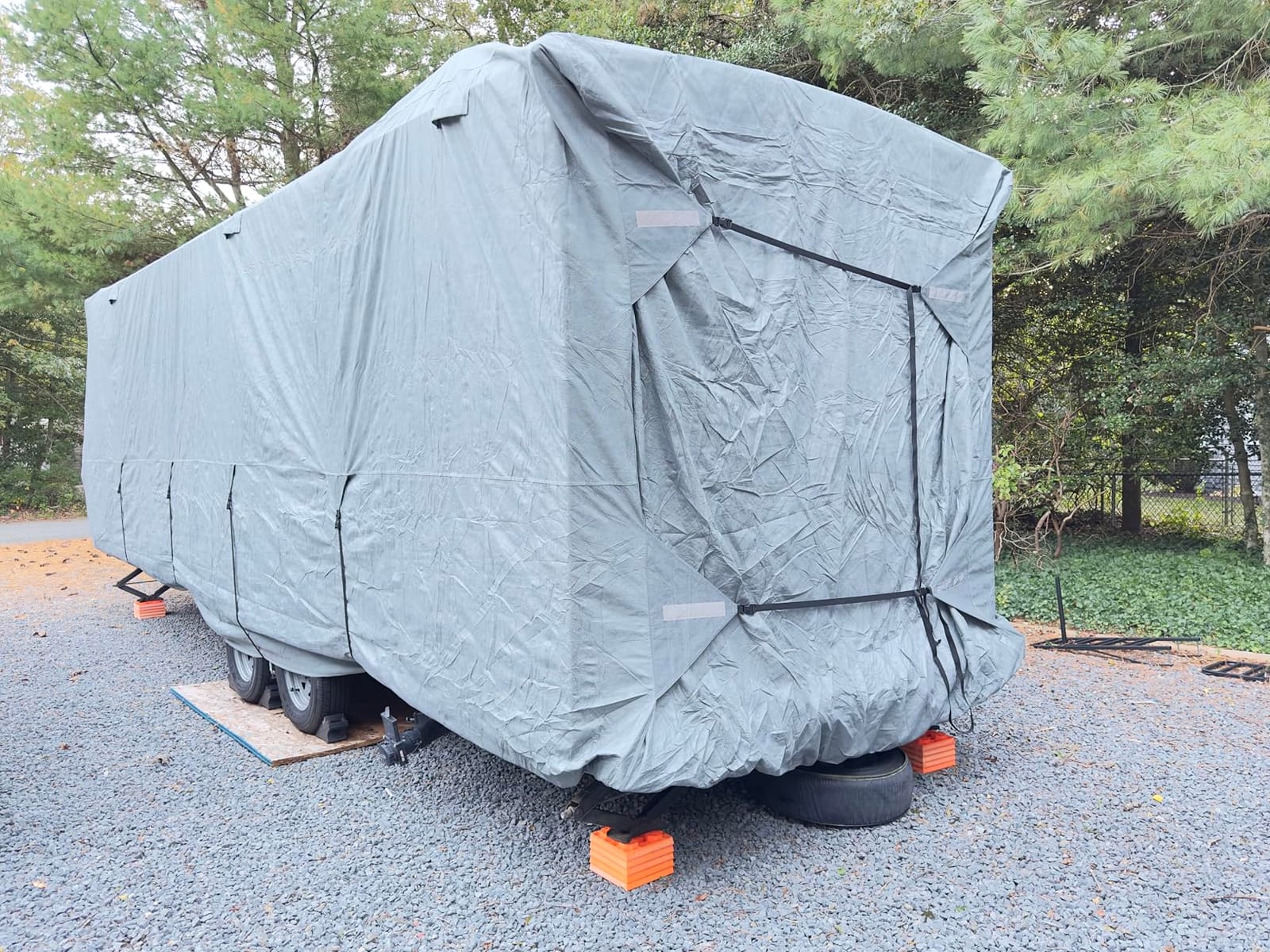 Mofeez Travel Trailer RV Cover 7 Layers for 24'-27' Camper Cover RV Covers | Extra-Thick Windproof Waterproof Rip-Stop Camper Covers with Adhesive Repair Patches, 2Pcs Extra Straps & 4 Tire Covers customer photo 1