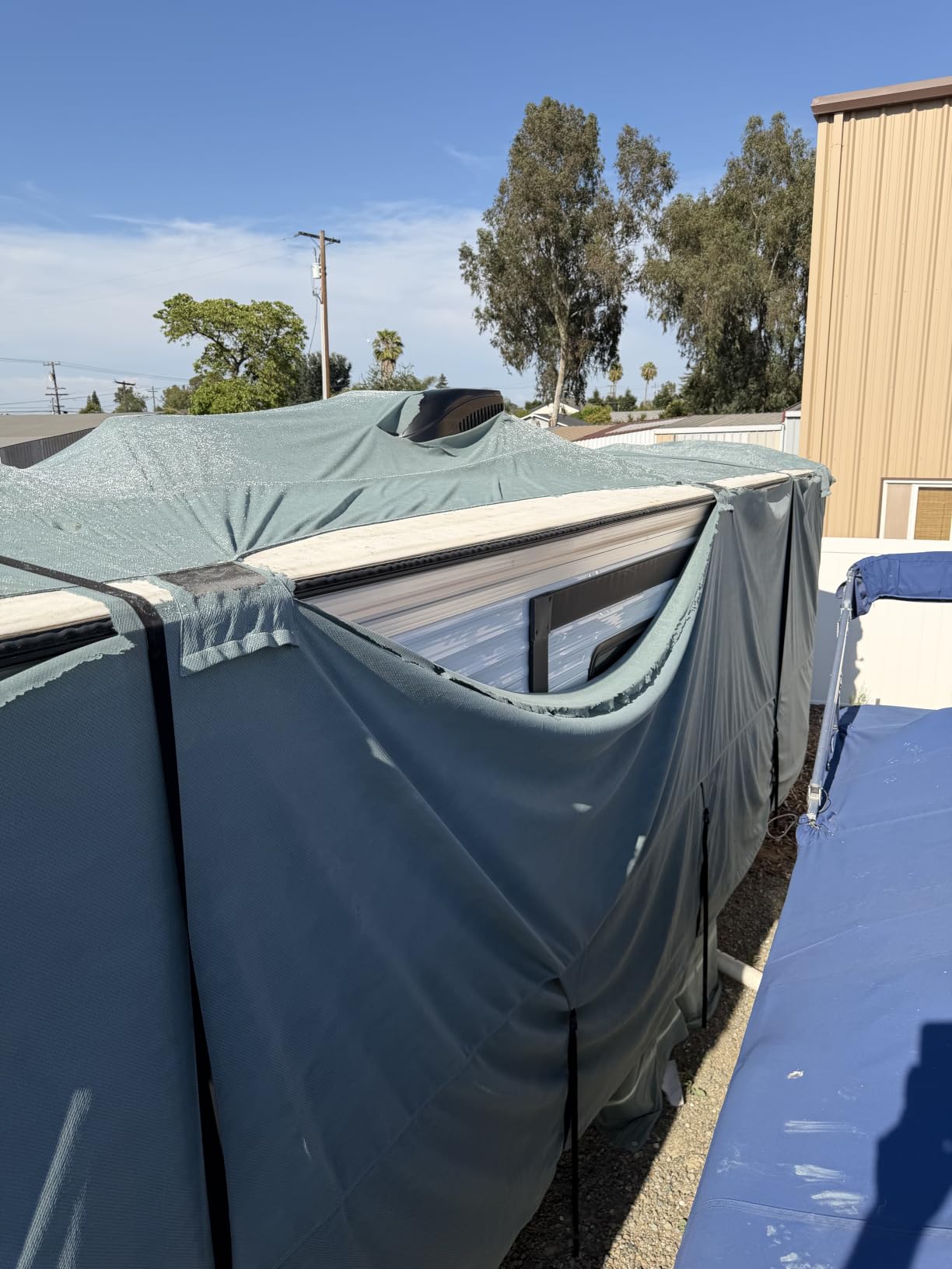 Mofeez Travel Trailer RV Cover 7 Layers for 24'-27' Camper Cover RV Covers | Extra-Thick Windproof Waterproof Rip-Stop Camper Covers with Adhesive Repair Patches, 2Pcs Extra Straps & 4 Tire Covers customer photo 2